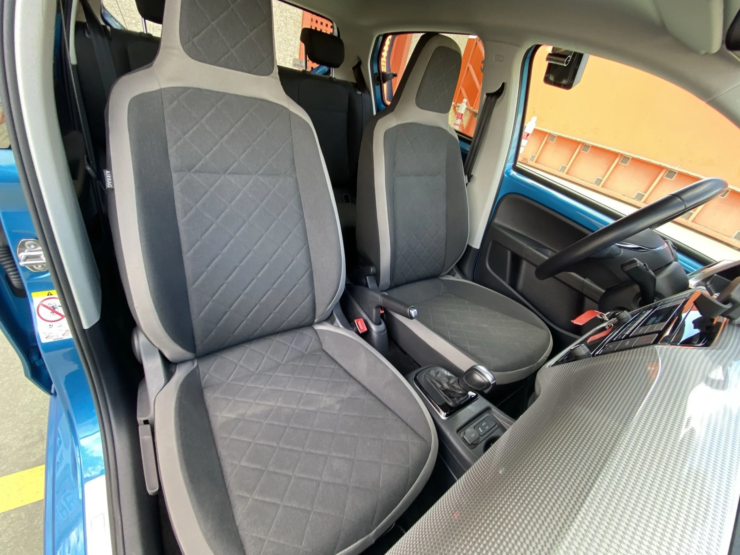 Volkswagen E-up! 61 kW (83 CV) - Foto 20