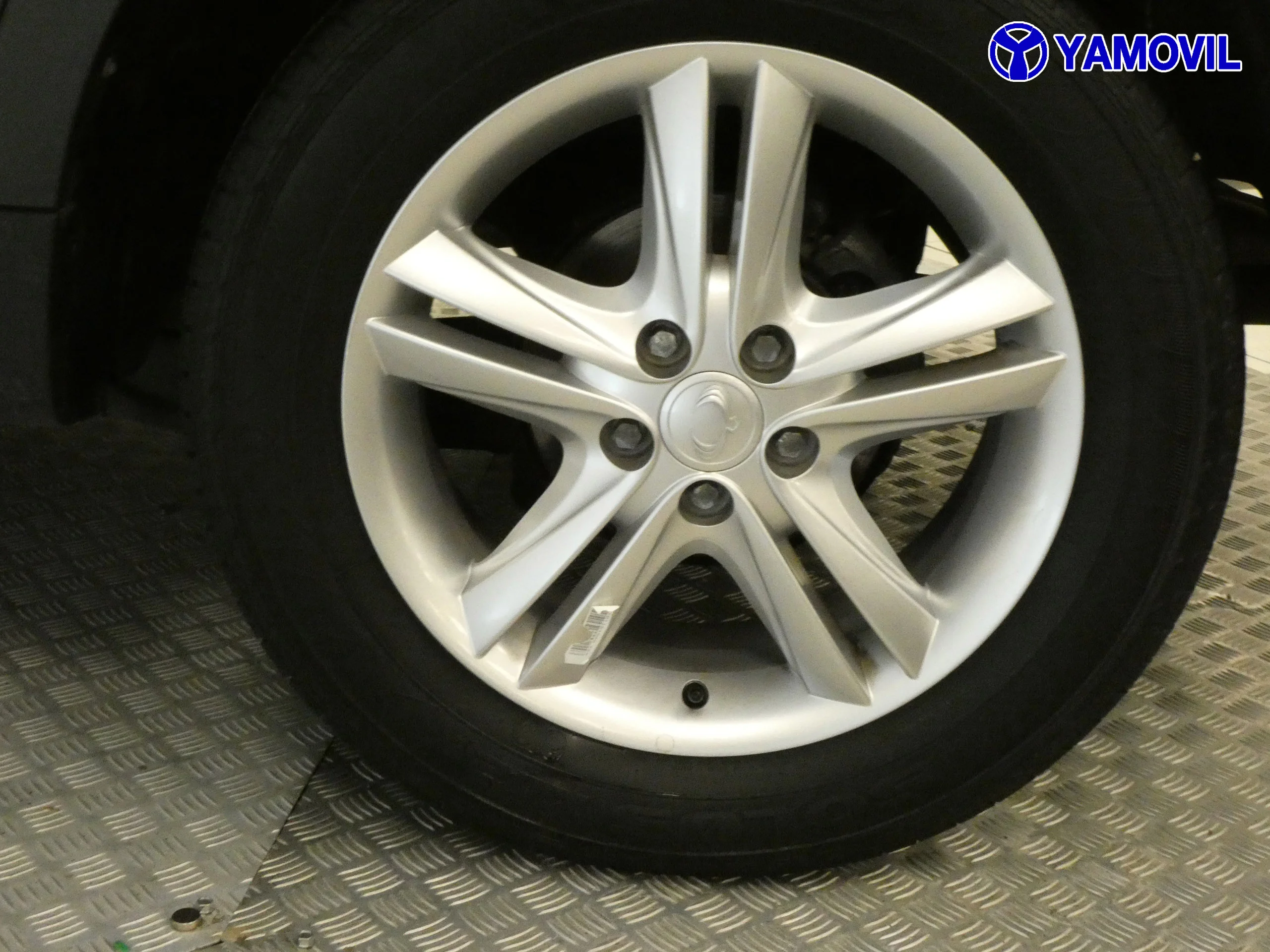 SsangYong Korando 2.0d PREMIUM 4x2 5P - Foto 10