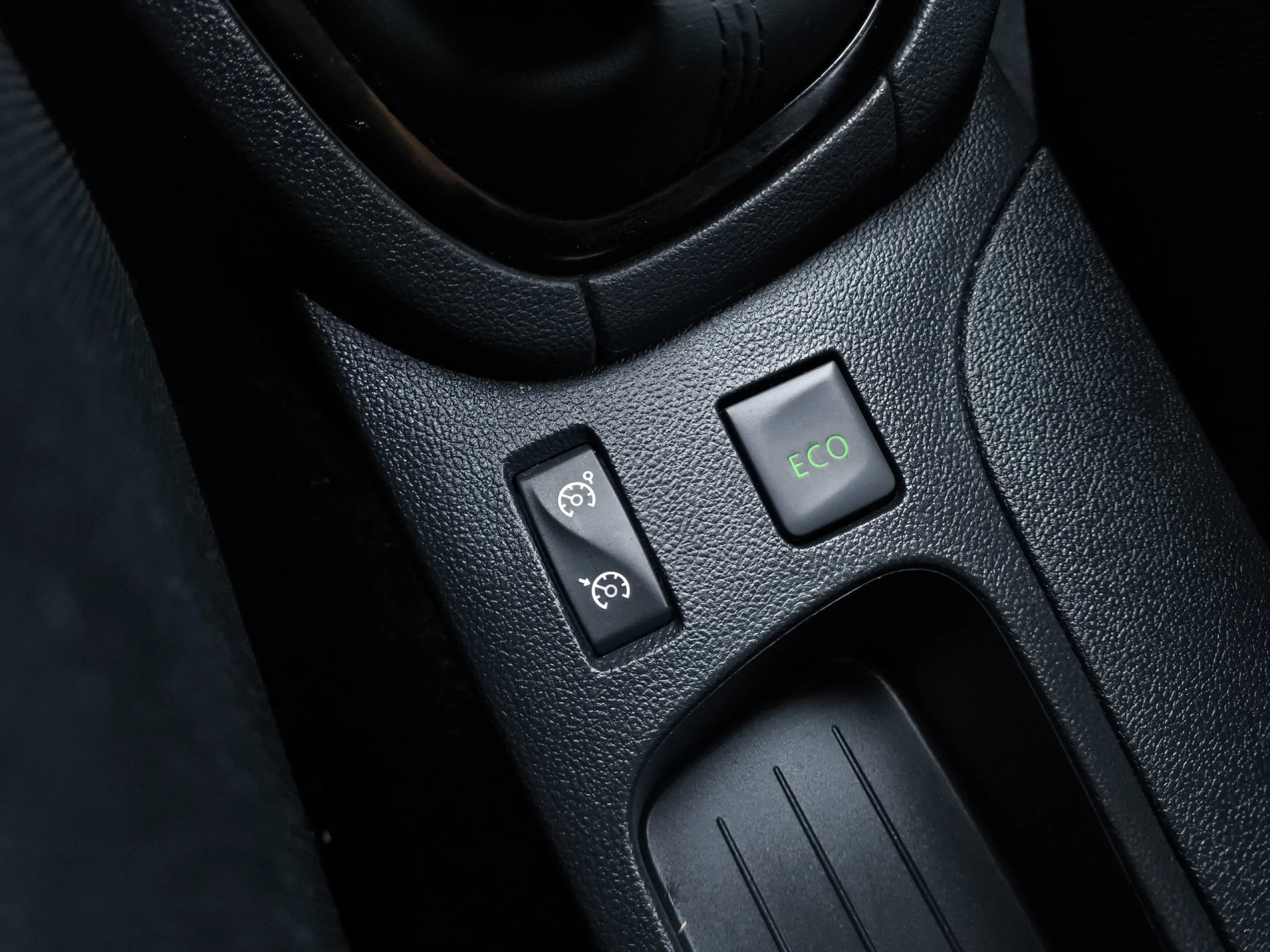 Renault Clio Limited dCi 66 kW (90 CV) - Foto 10