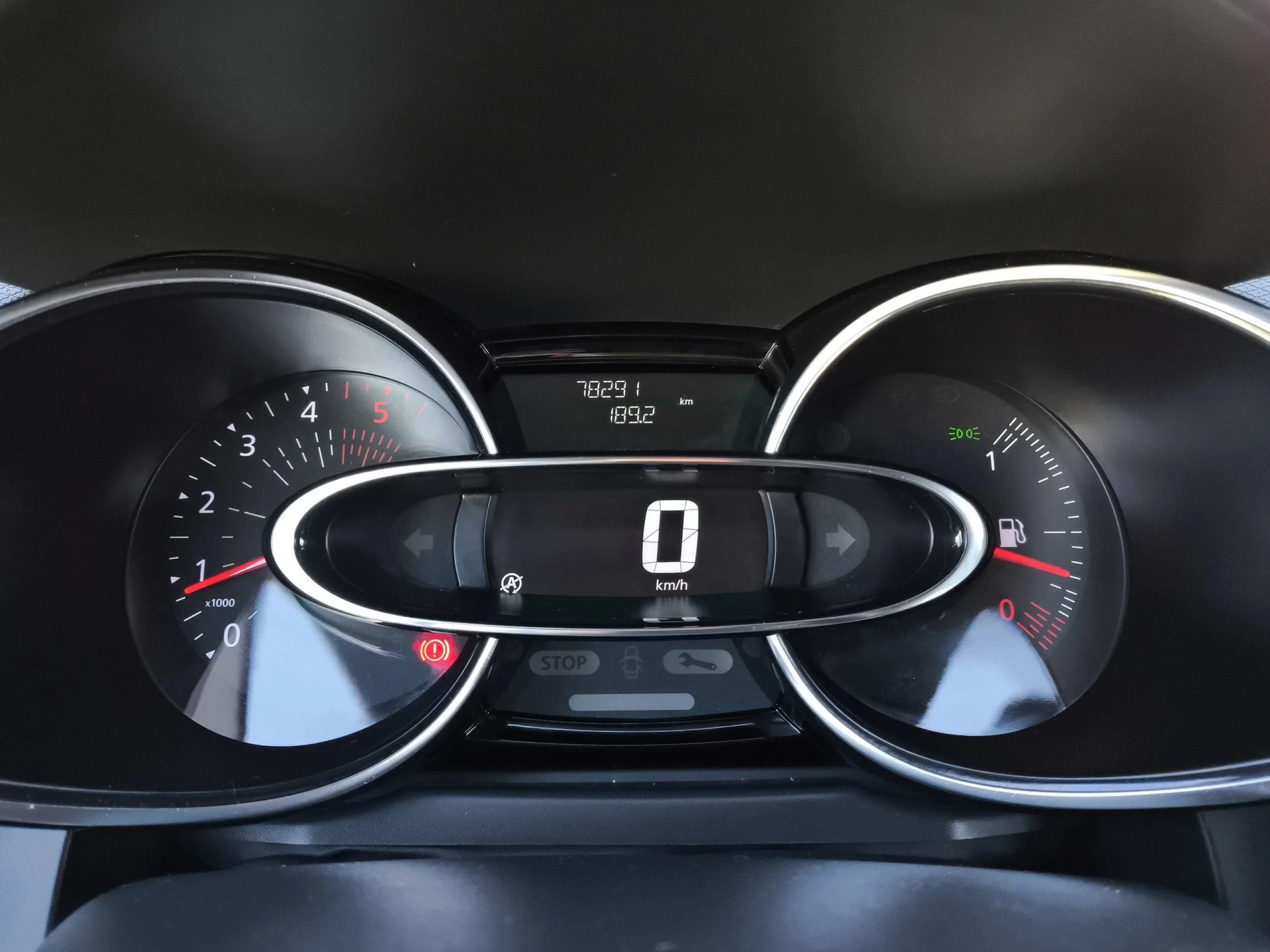 Renault Clio Limited dCi 66 kW (90 CV) - Foto 12