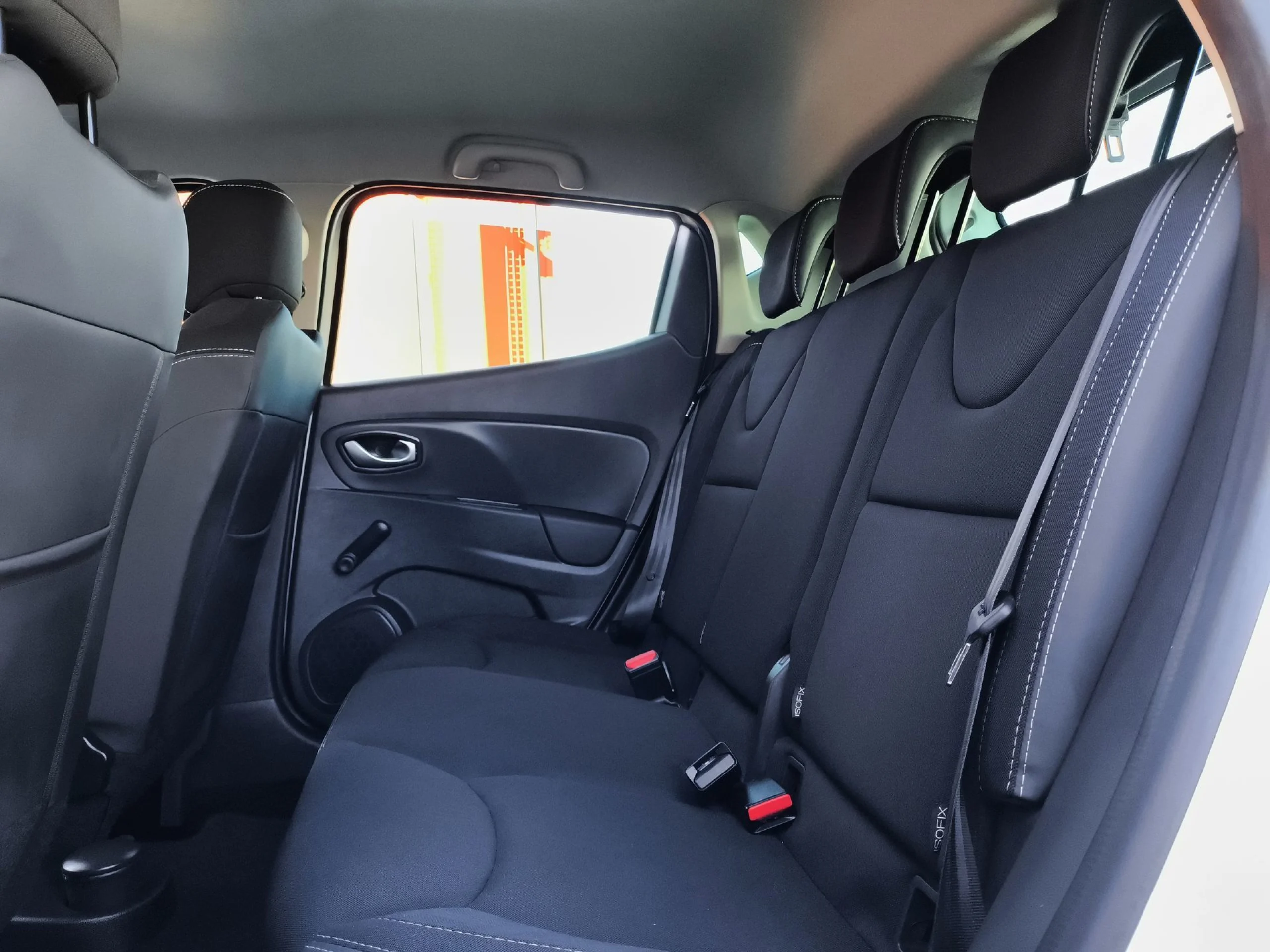 Renault Clio Limited dCi 66 kW (90 CV) - Foto 18