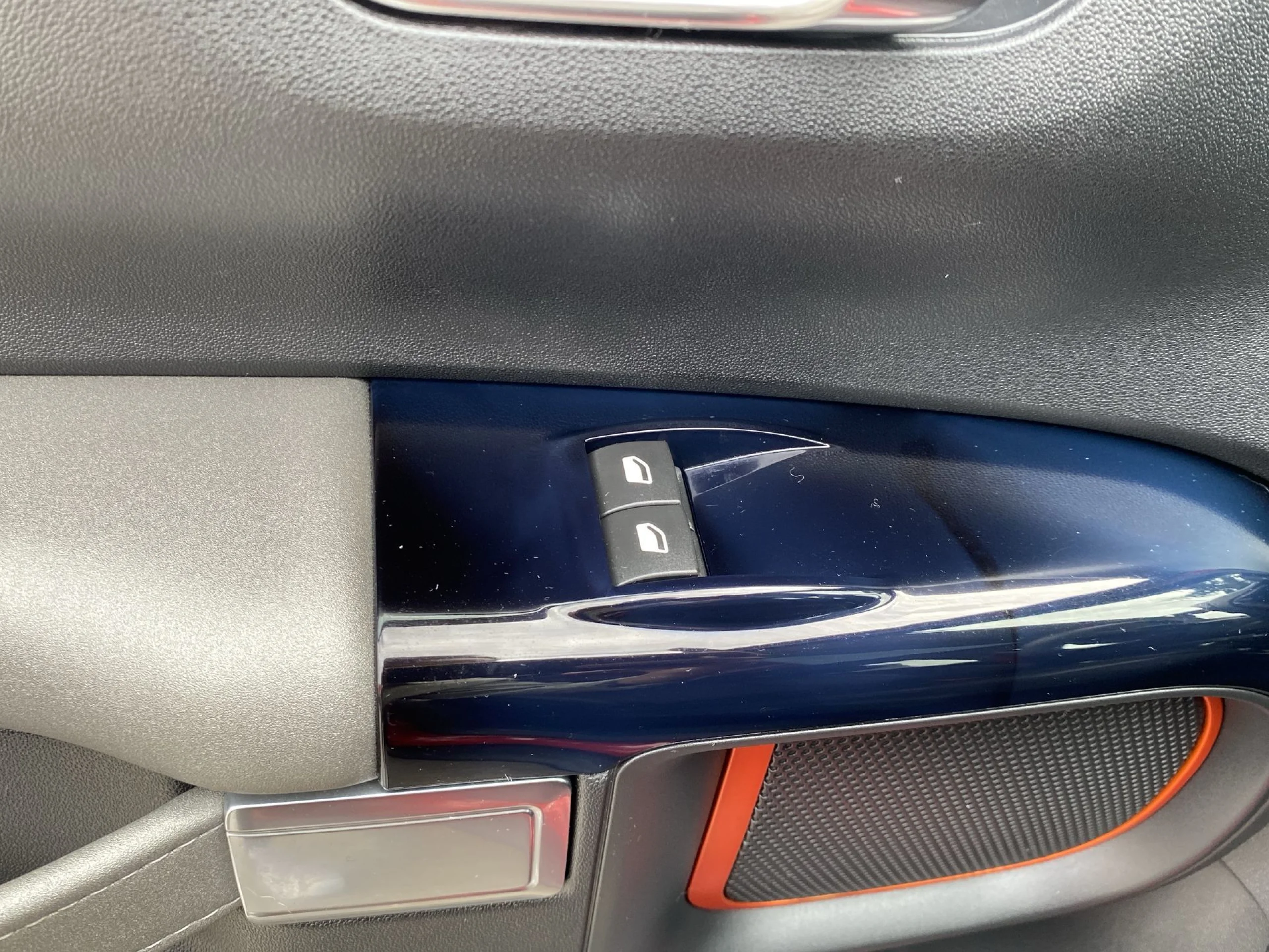 Citroen C4 Cactus PureTech 110 SANDS Rip Curl 81 kW (110 CV) - Foto 10
