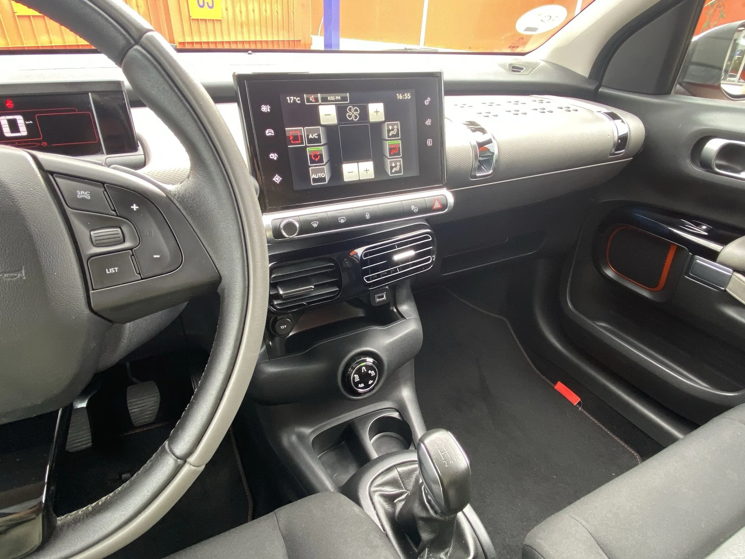 Citroen C4 Cactus PureTech 110 SANDS Rip Curl 81 kW (110 CV) - Foto 18