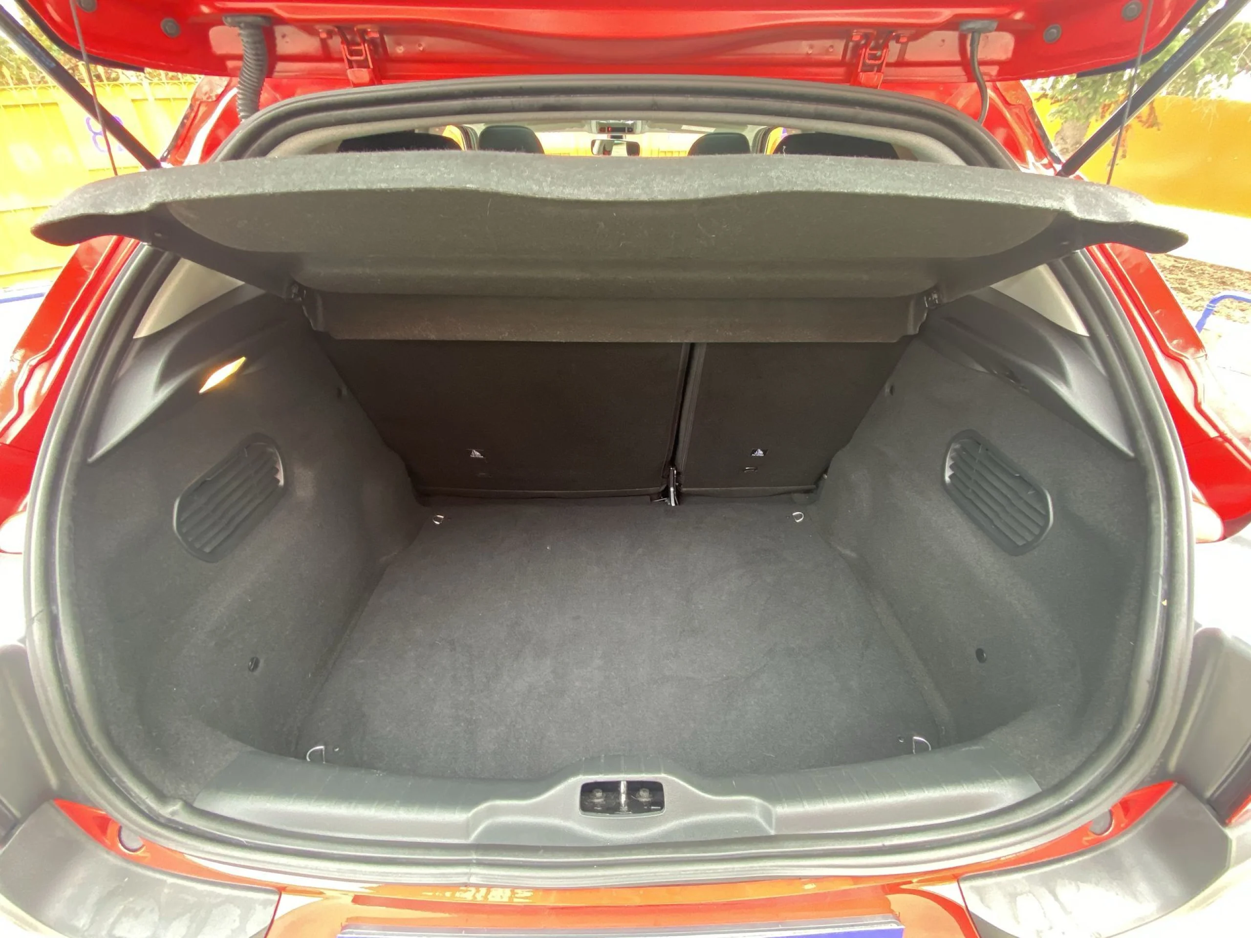 Citroen C4 Cactus PureTech 110 SANDS Rip Curl 81 kW (110 CV) - Foto 21