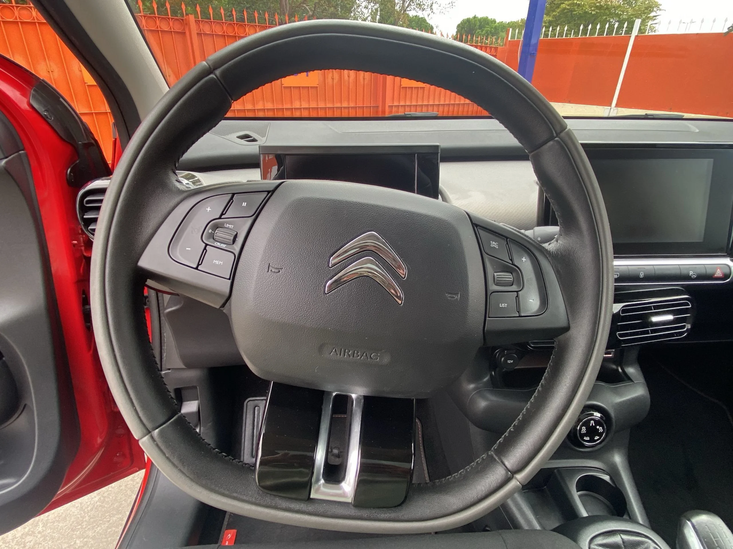 Citroen C4 Cactus PureTech 110 SANDS Rip Curl 81 kW (110 CV) - Foto 11