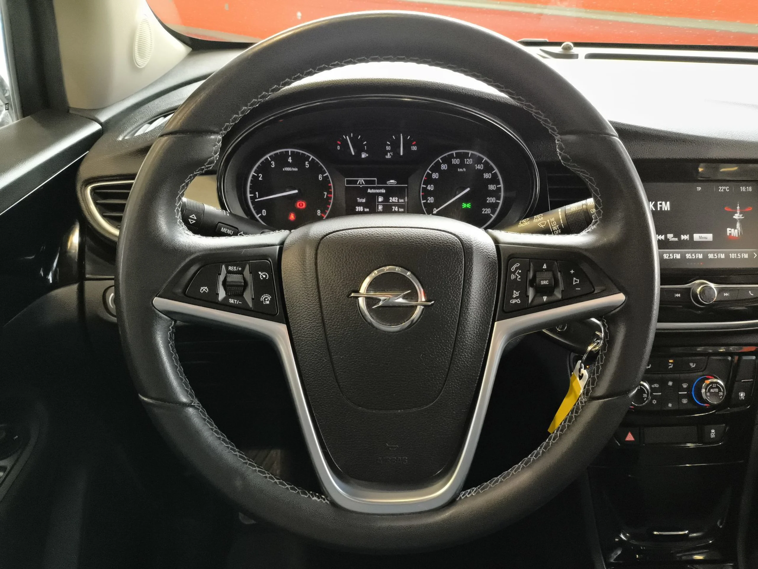 Opel Mokka X 1.4 Turbo GLP Selective 4X2 103 kW (140 CV) - Foto 11