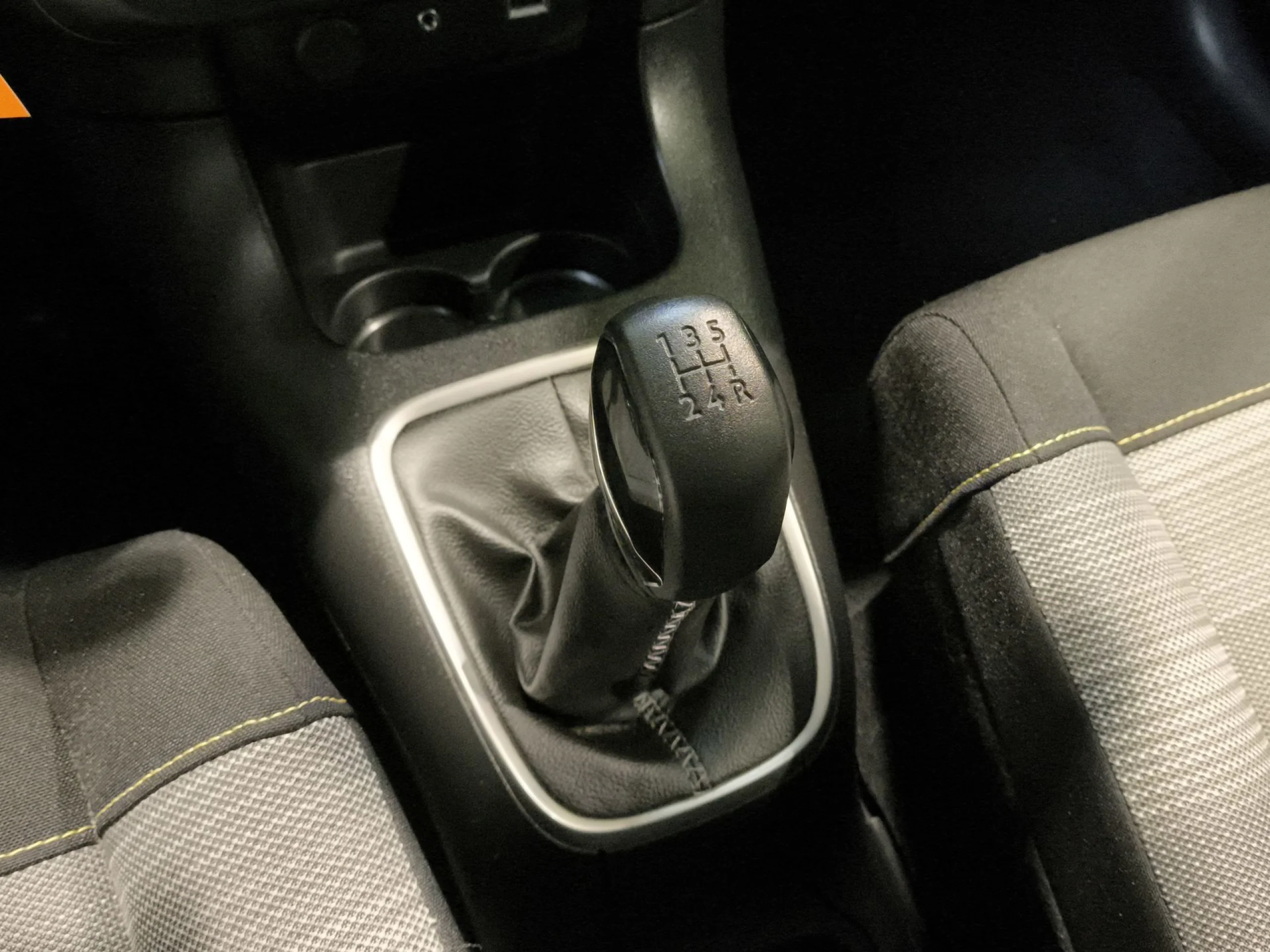 Citroen C3 PureTech 82 Feel 60 kW (83 CV) - Foto 16