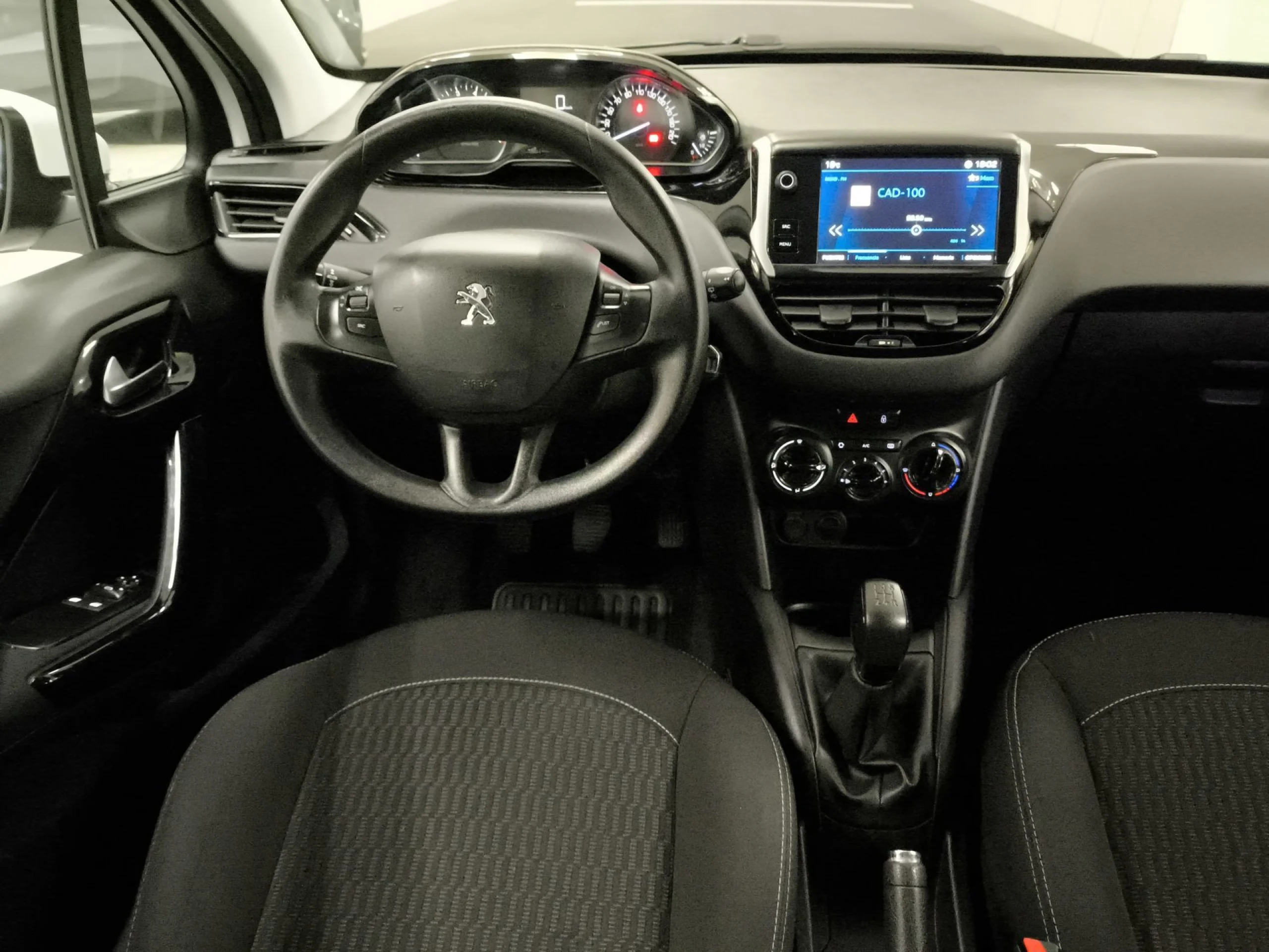 Peugeot 208 PureTech 82 SANDS Active 60 kW (82 CV) - Foto 16