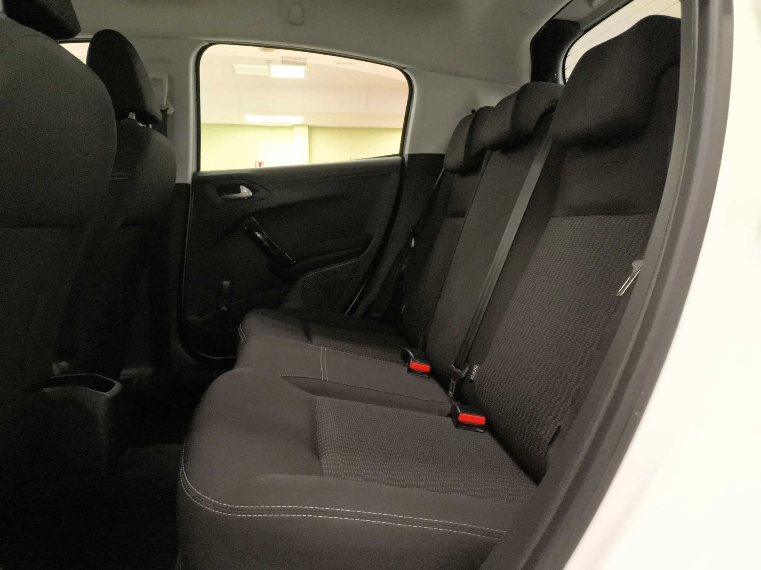 Peugeot 208 PureTech 82 SANDS Active 60 kW (82 CV) - Foto 17