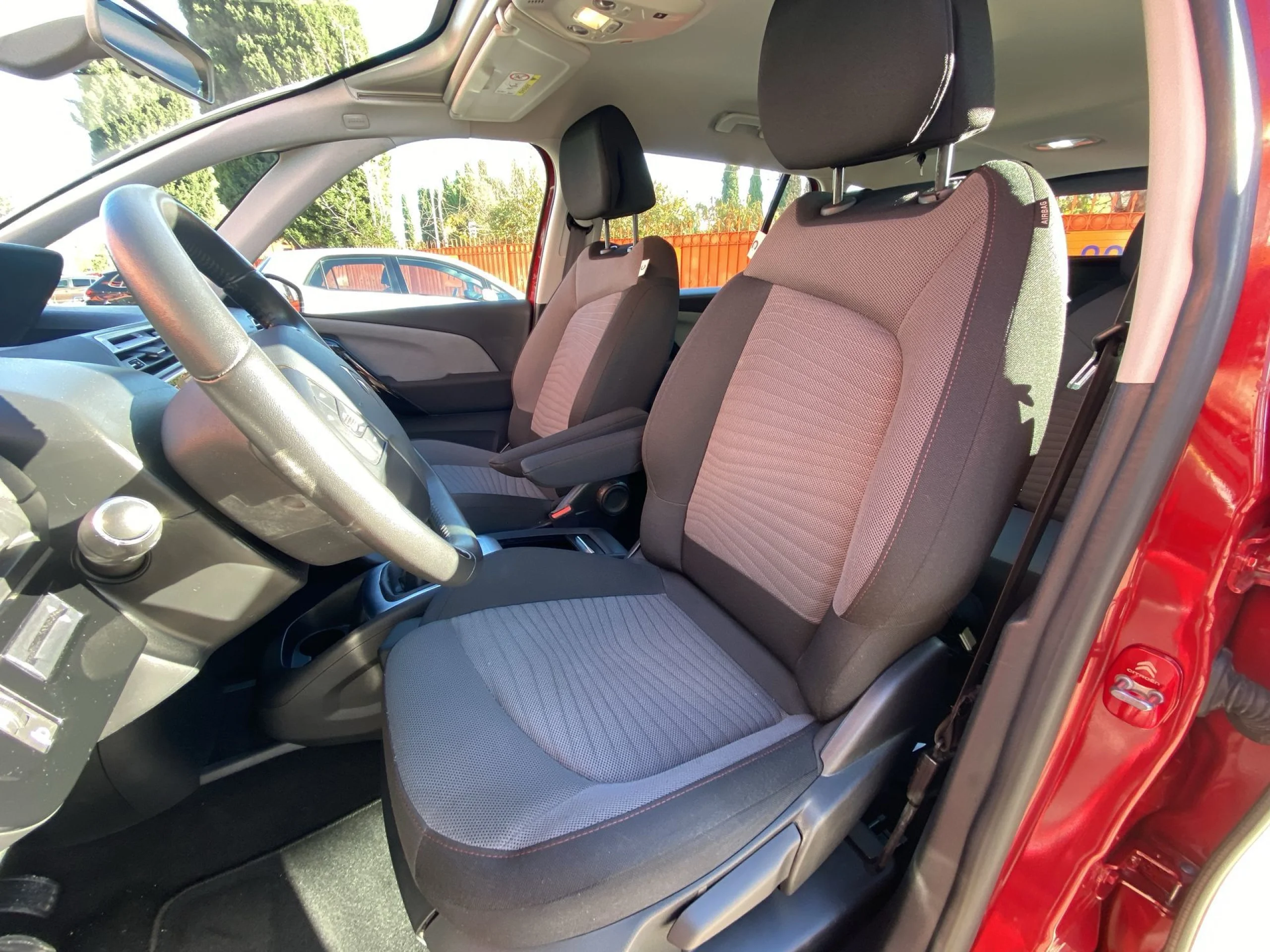 Citroen Grand C4 Spacetourer PureTech 130 SANDS 6v C-Series 96 kW (131 CV) - Foto 8