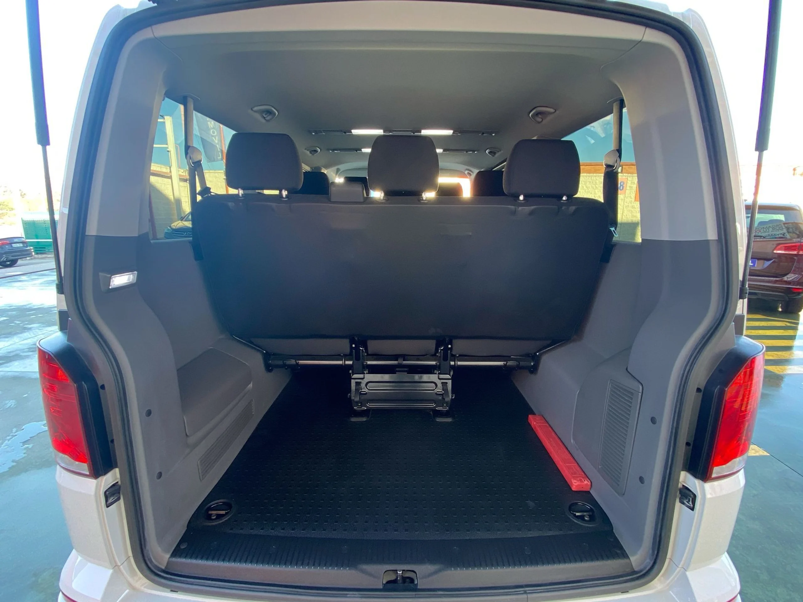 Volkswagen Caravelle Origin Batalla Corta 2.0 TDI BMT 110 kW (150 CV) - Foto 19