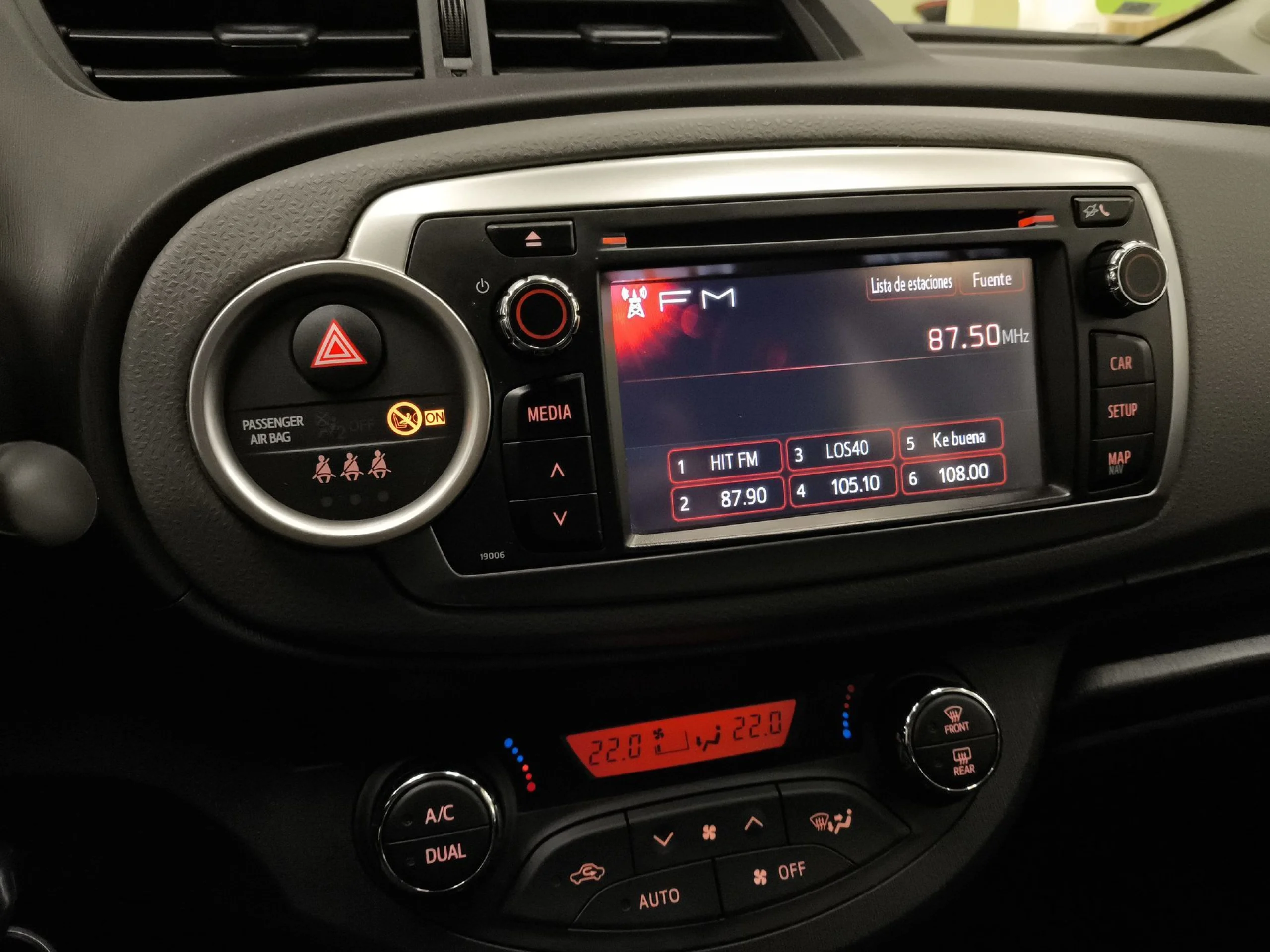 Toyota Yaris 100 Active 73 kW (99 CV) - Foto 13