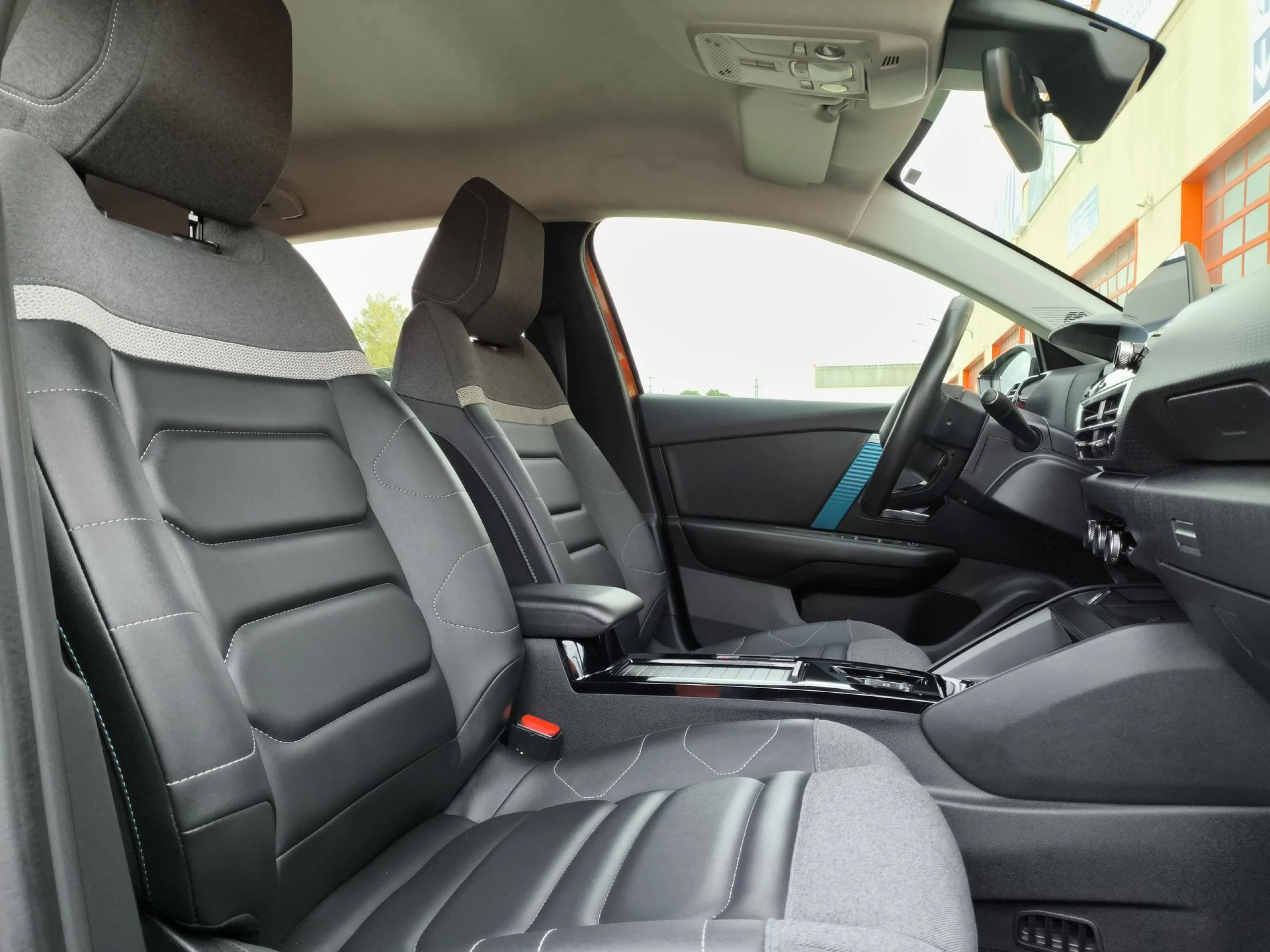 Citroen ë-C4 eléctrico Shine 100 kW (136 CV) - Foto 21