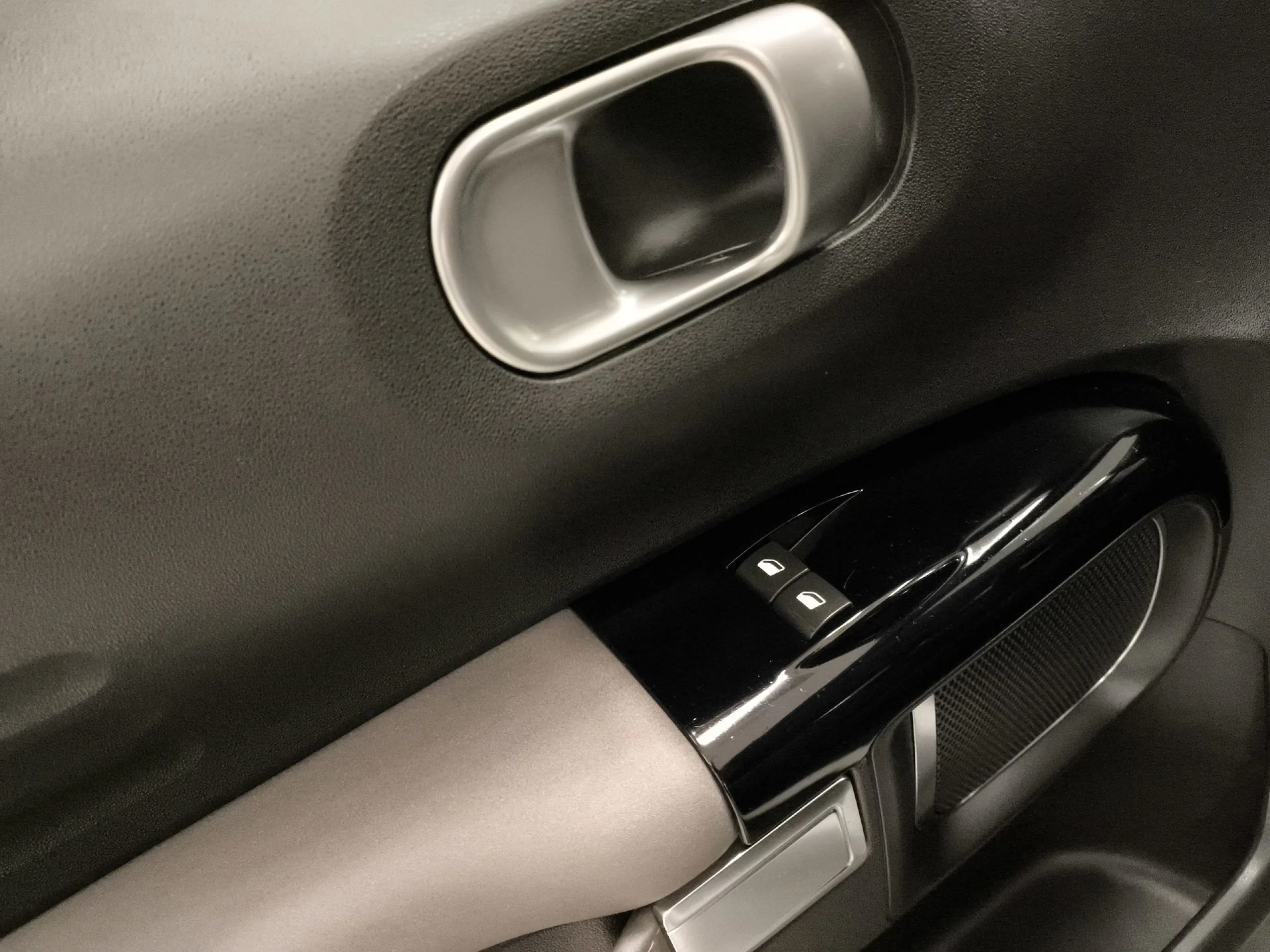 Citroen C4 Cactus PureTech 110 SANDS Feel 81 kW (110 CV) - Foto 10