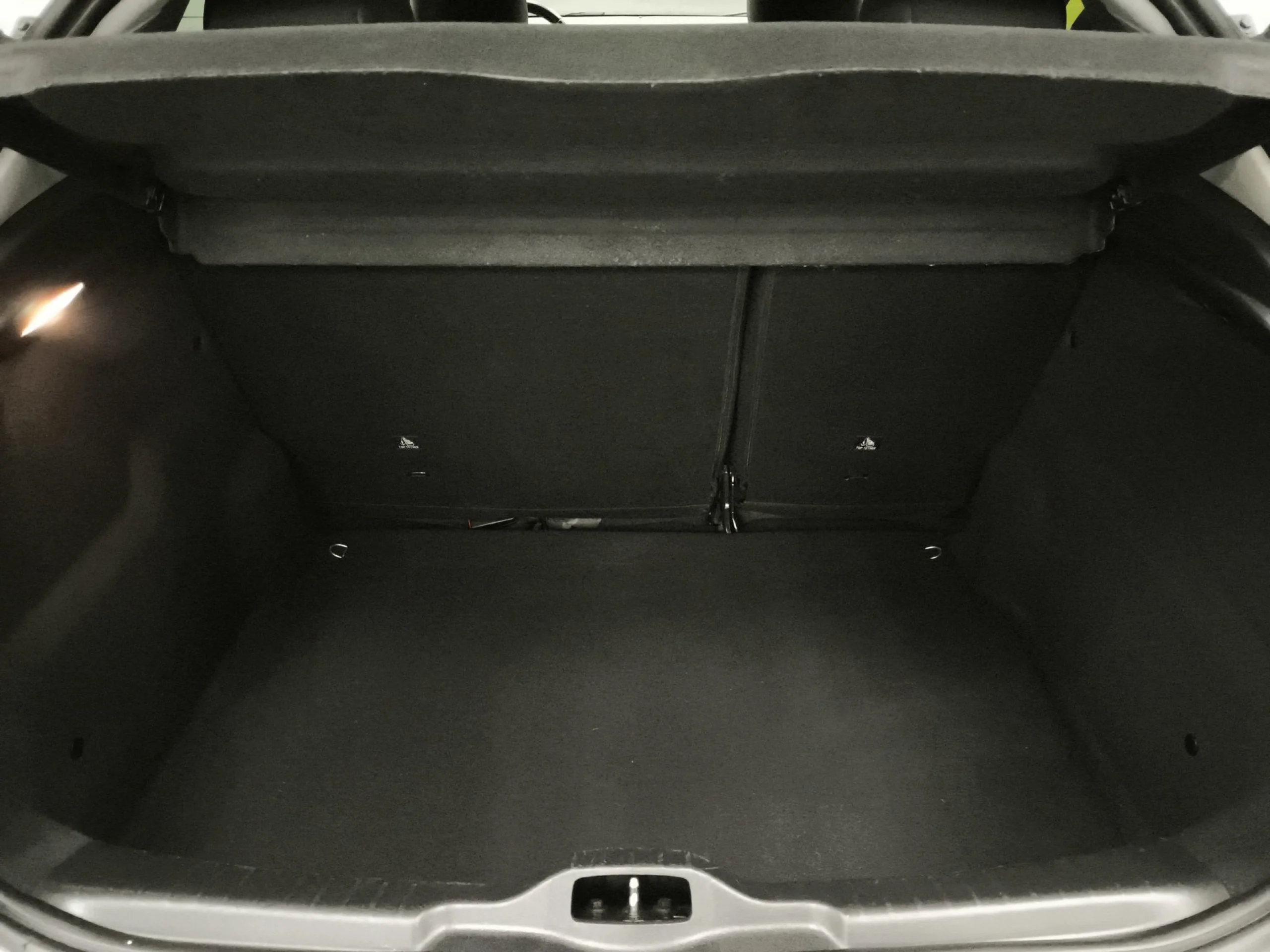 Citroen C4 Cactus PureTech 110 SANDS Feel 81 kW (110 CV) - Foto 21