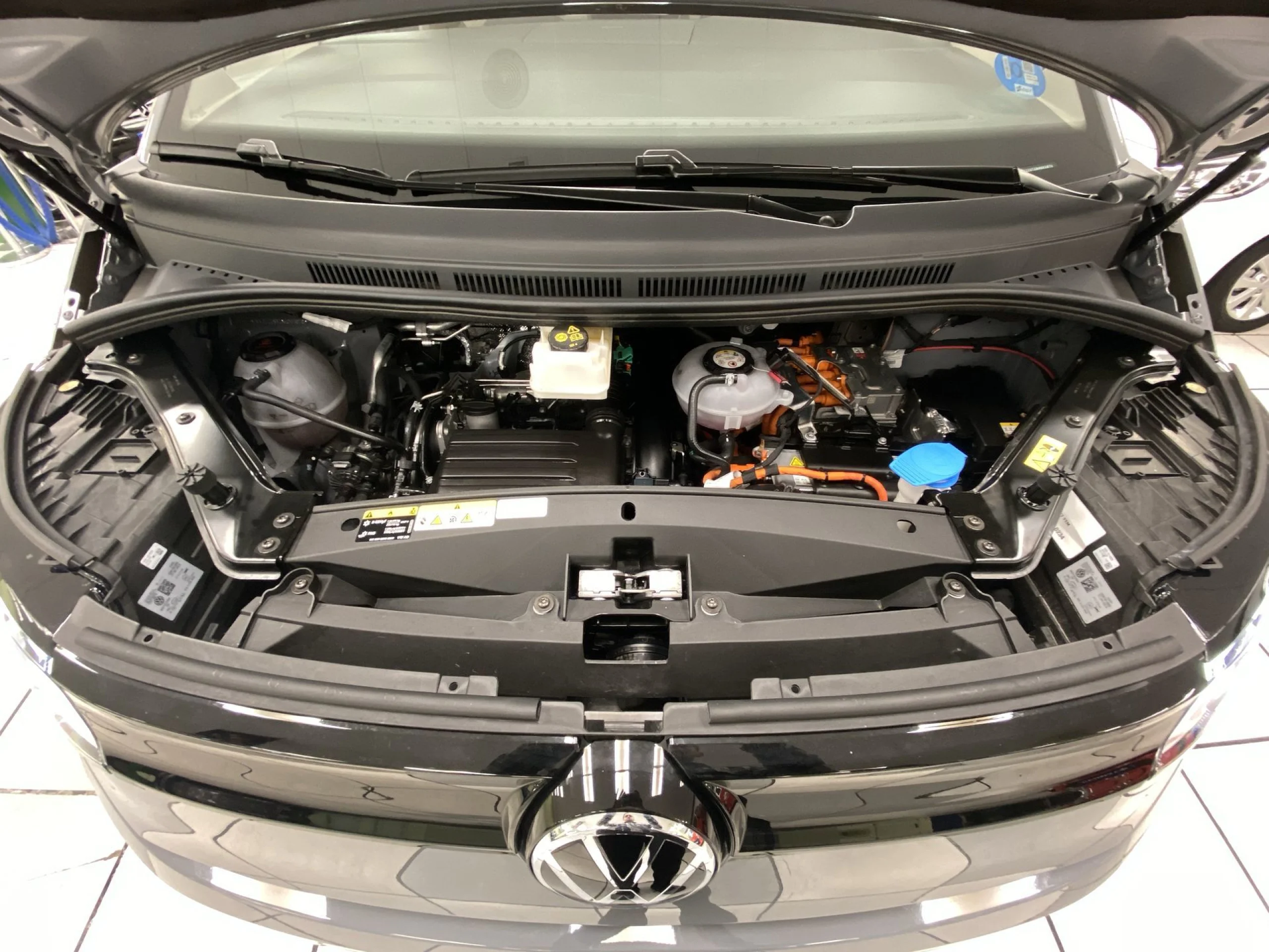 Volkswagen Multivan 1.4 TSI PHEV Batalla Corta 160 kW (218 CV) DSG - Foto 22