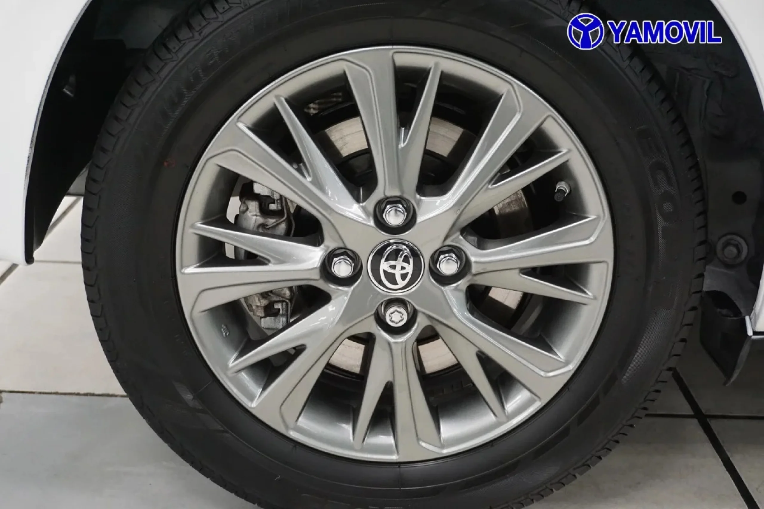 Toyota Yaris 110 Active 82 kW (111 CV) - Foto 10