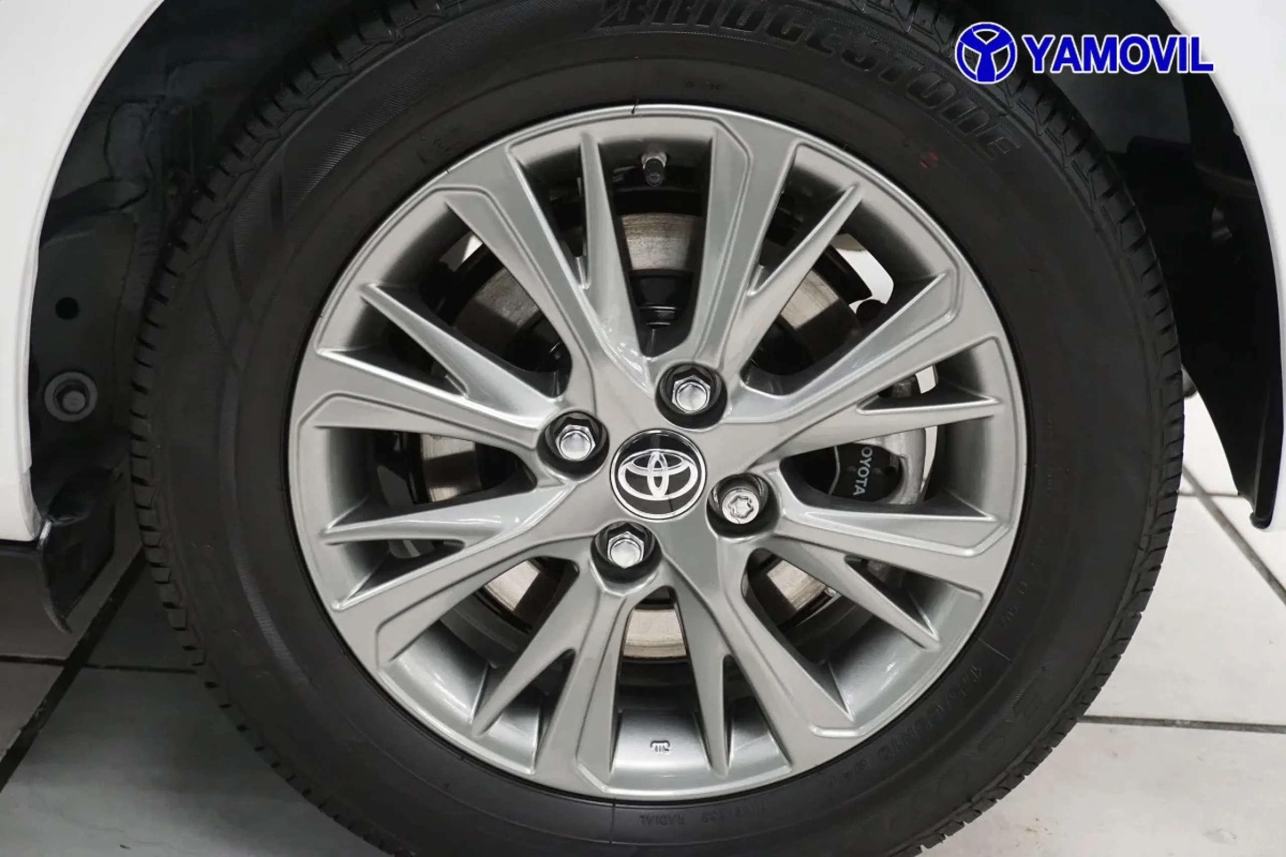 Toyota Yaris 110 Active 82 kW (111 CV) - Foto 11