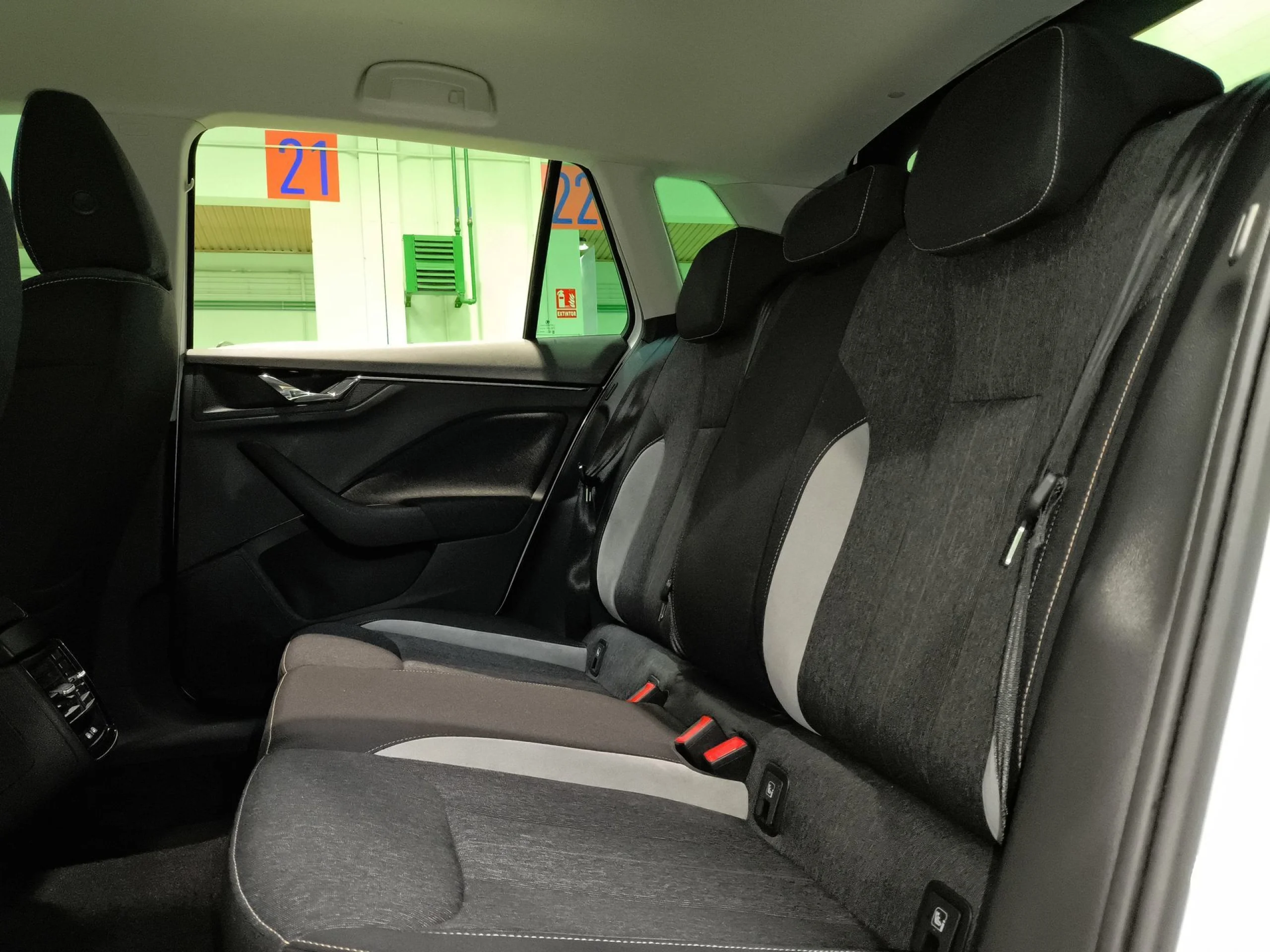 Skoda Kamiq 1.5 TSI Style DSG 110 kW (150 CV) - Foto 22