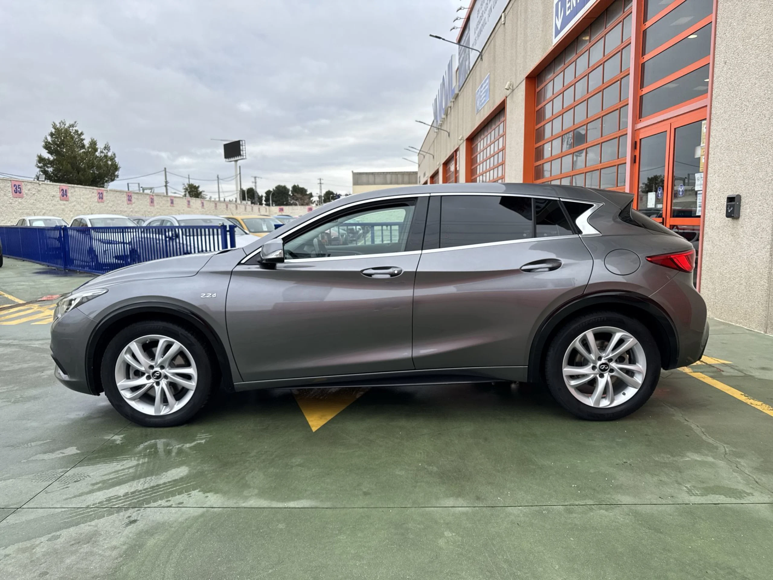 Infiniti Q30 2.2D Premium 7DCT 125 kW (170 CV) - Foto 4