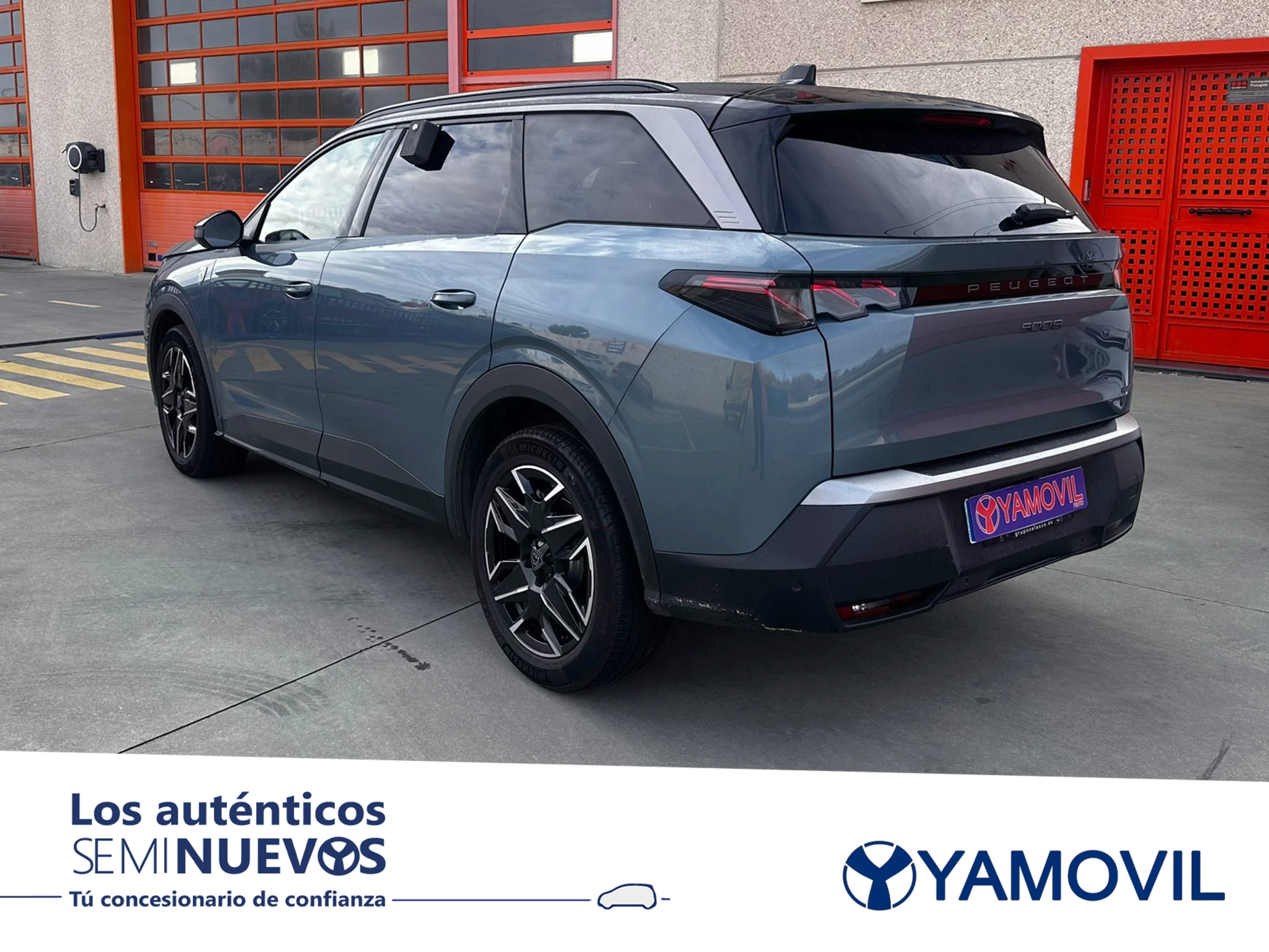 Peugeot 5008 Hybrid 1.2 GT eDCS6 100 kW (136 CV) - Foto 4