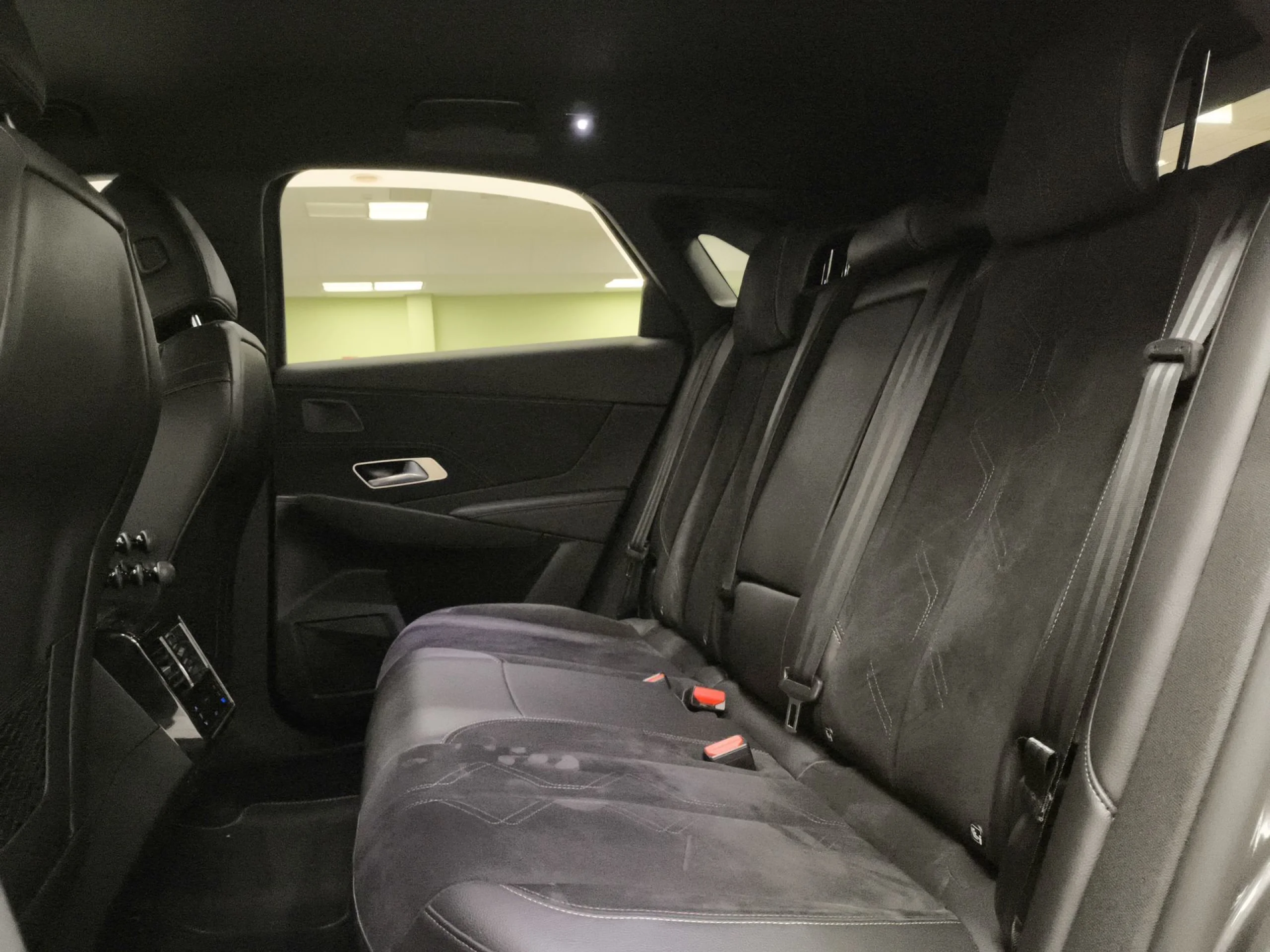 DS DS7 Crossback BlueHDi DE Rivoli Auto 96 kW (130 CV) - Foto 18