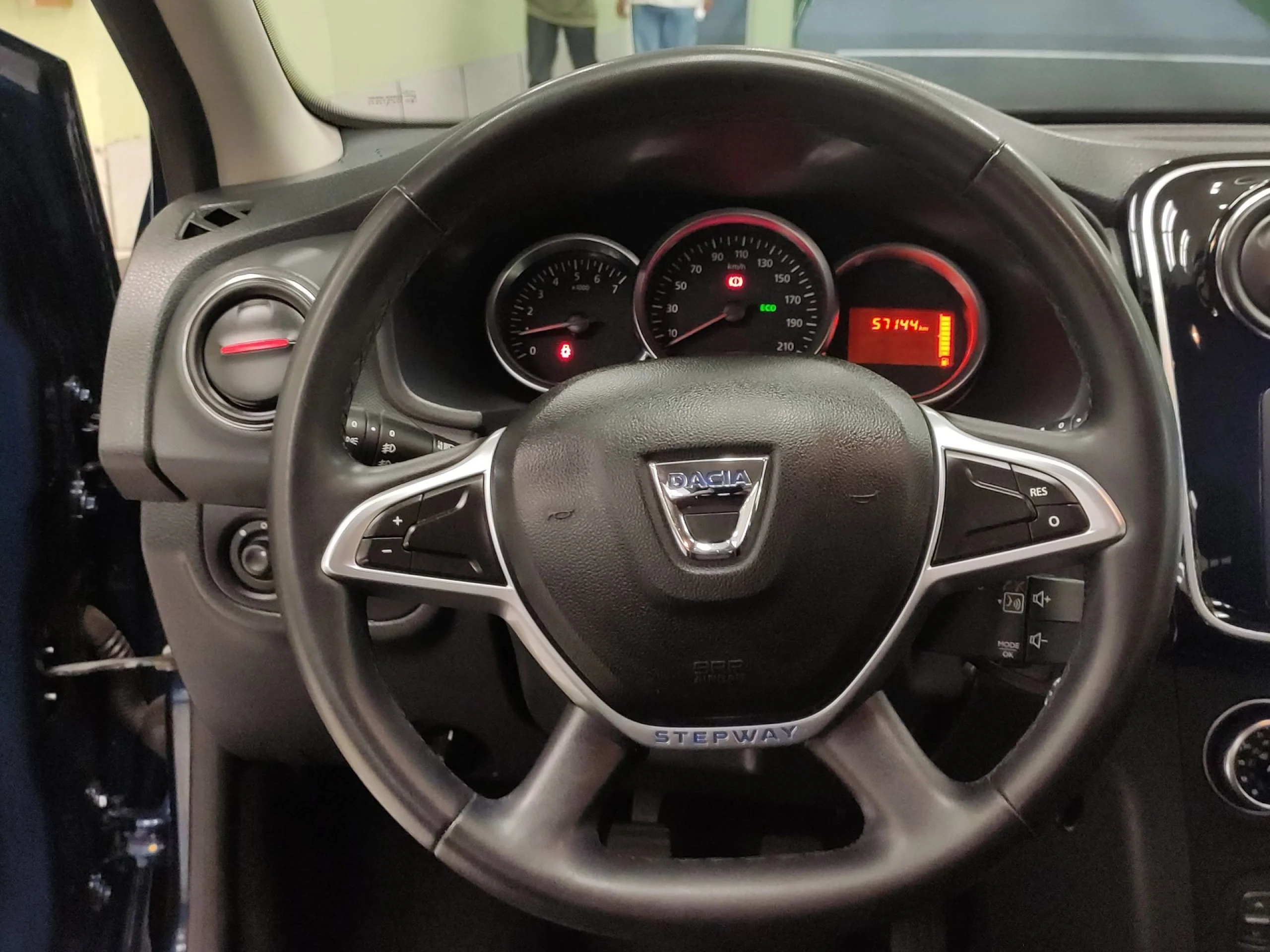 Dacia Sandero Serie Limitada Xplore TCE 66 kW (90 CV) GLP - Foto 10