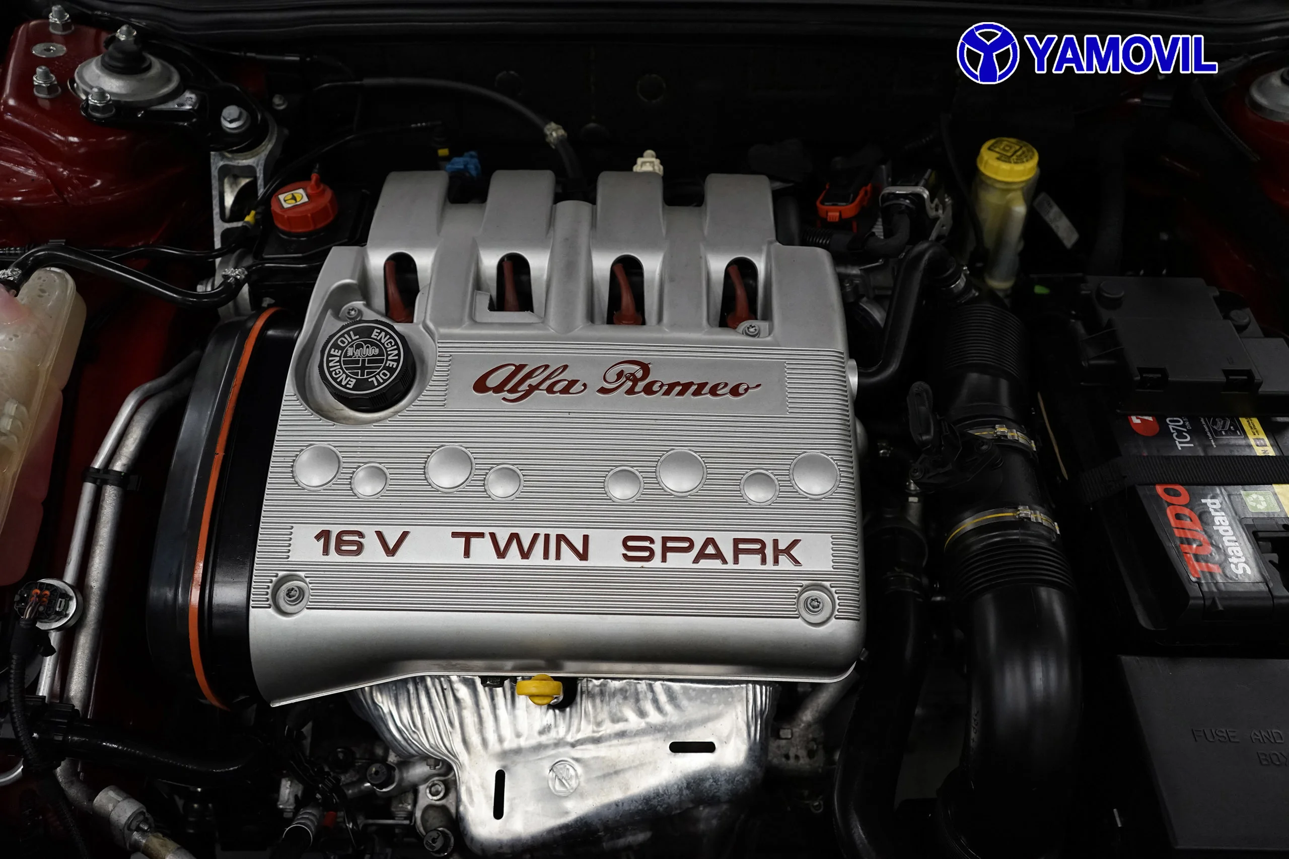 Alfa Romeo 147 1.6 TS Distinctive 77 kW (105 CV) - Foto 8