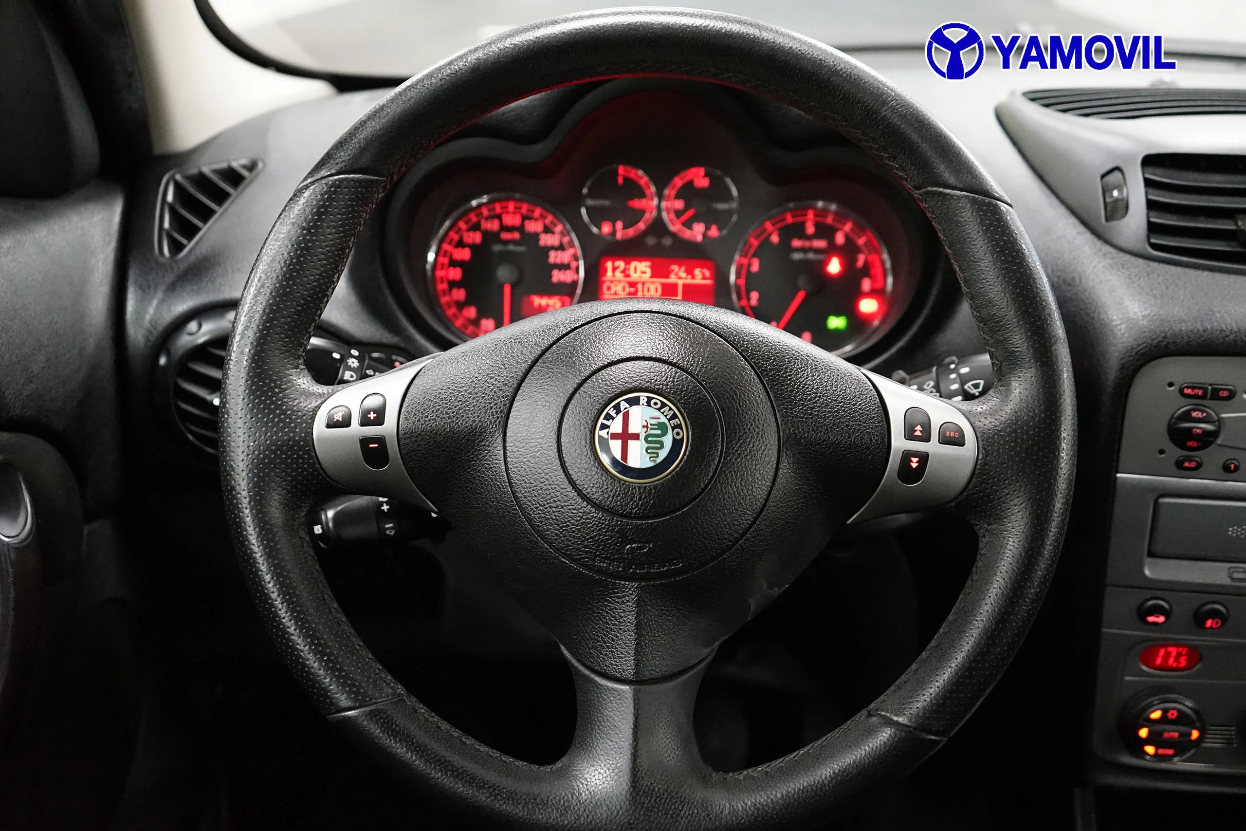 Alfa Romeo 147 1.6 TS Distinctive 77 kW (105 CV) - Foto 18