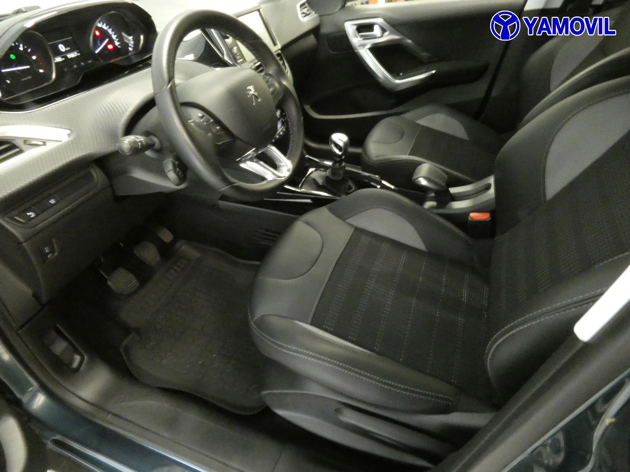 Peugeot 2008 1.6 HDi ALLURE 5P - Foto 13