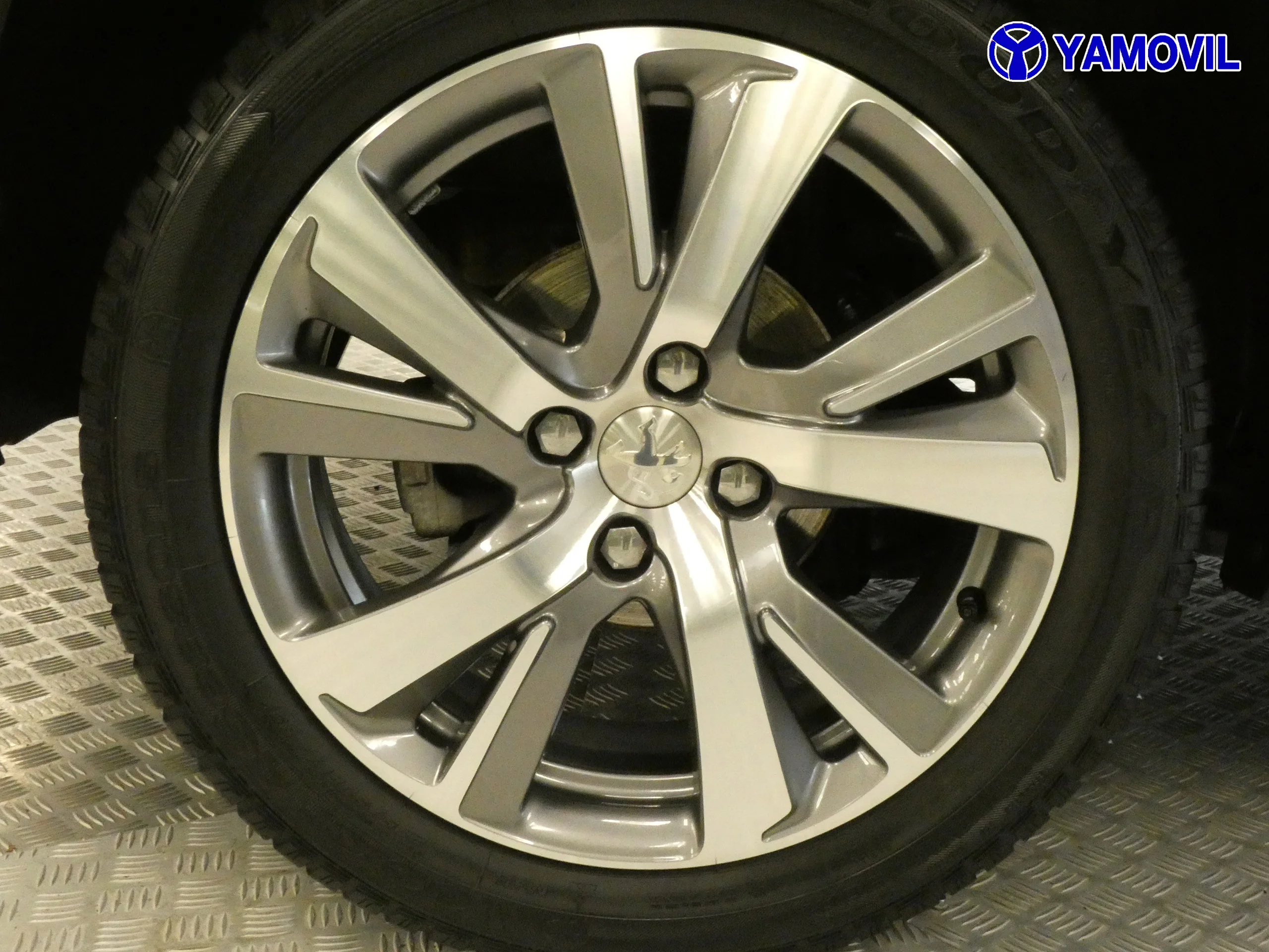 Peugeot 2008 1.6 HDi ALLURE 5P - Foto 9
