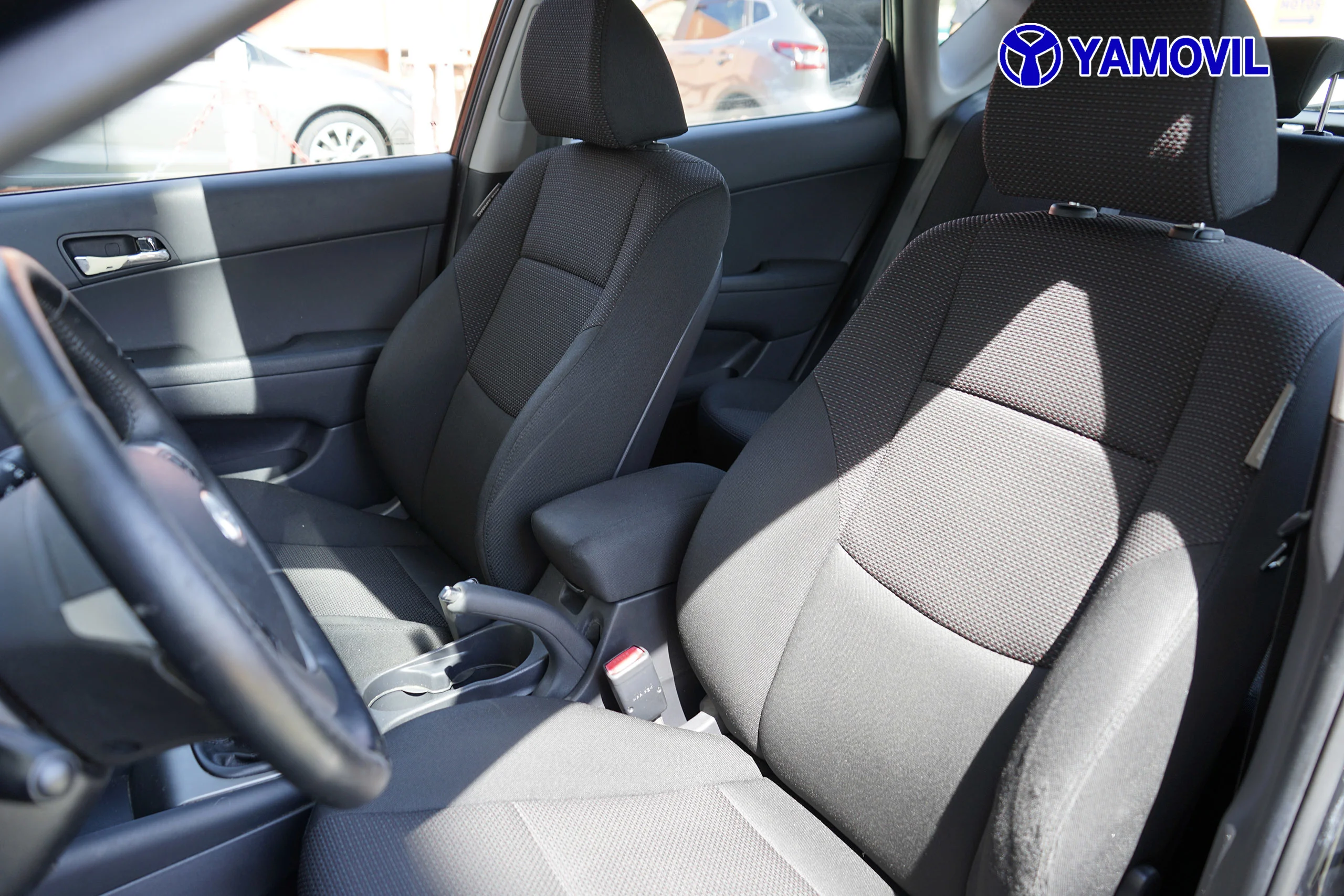 Hyundai I30 1.6 CRDI Comfort GL 66 kW (90 CV) - Foto 13