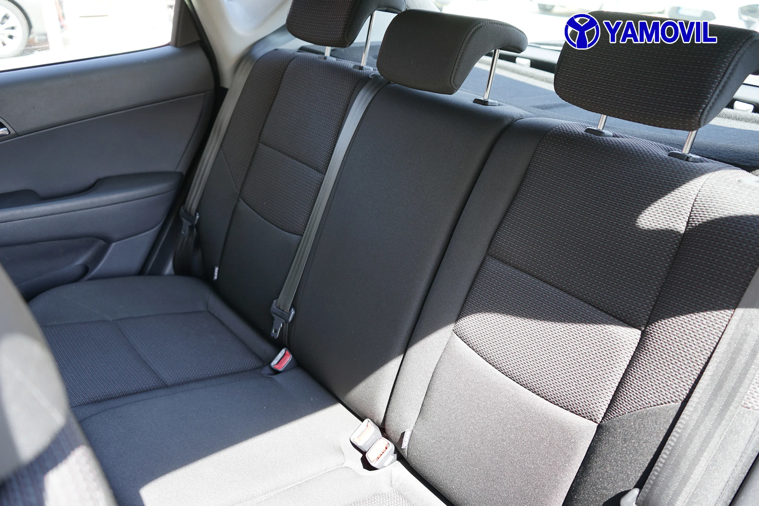 Hyundai I30 1.6 CRDI Comfort GL 66 kW (90 CV) - Foto 14