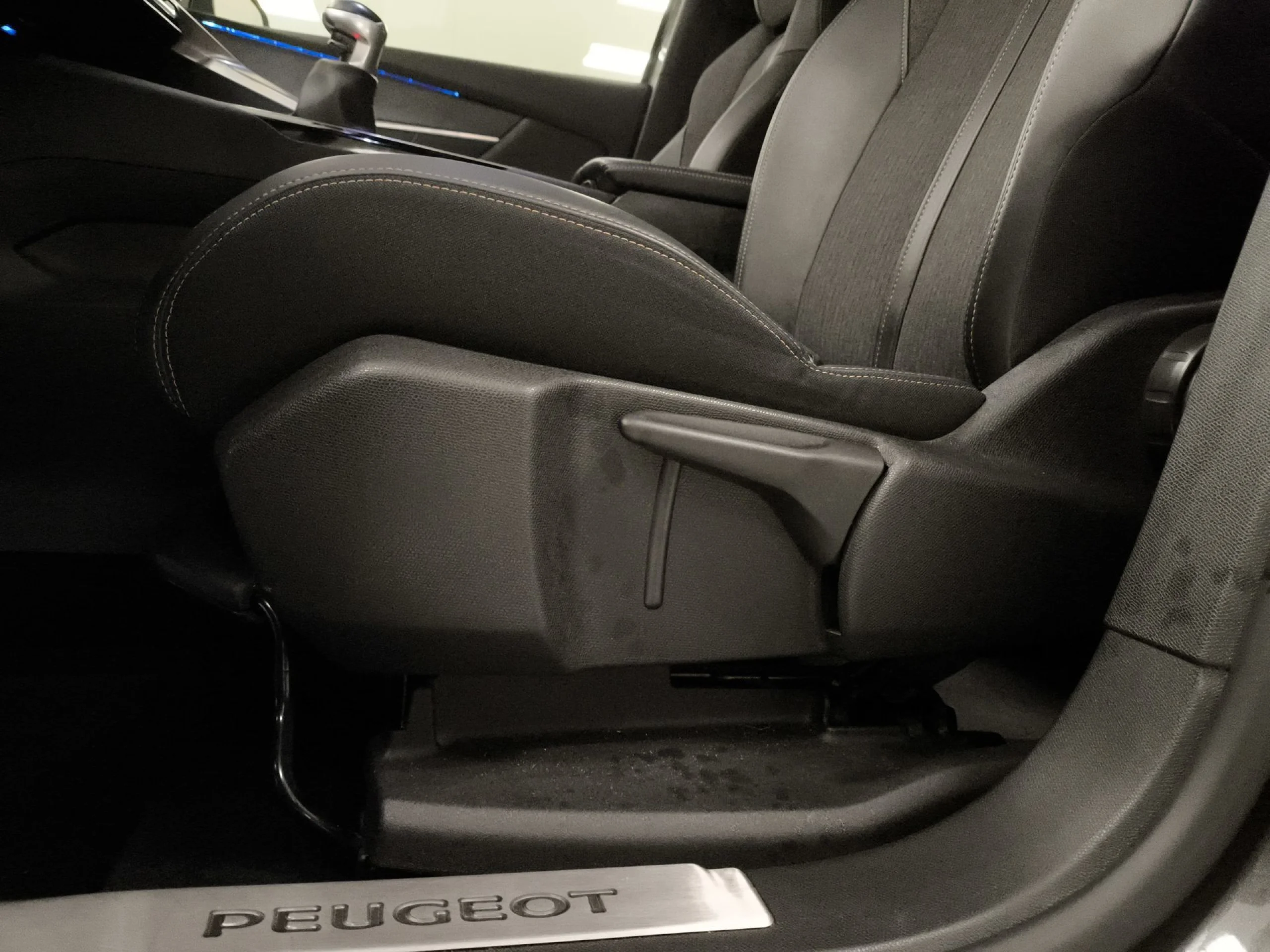 Peugeot 3008 BlueHDI 130 SANDS GT Line 96 kW (130 CV) - Foto 9