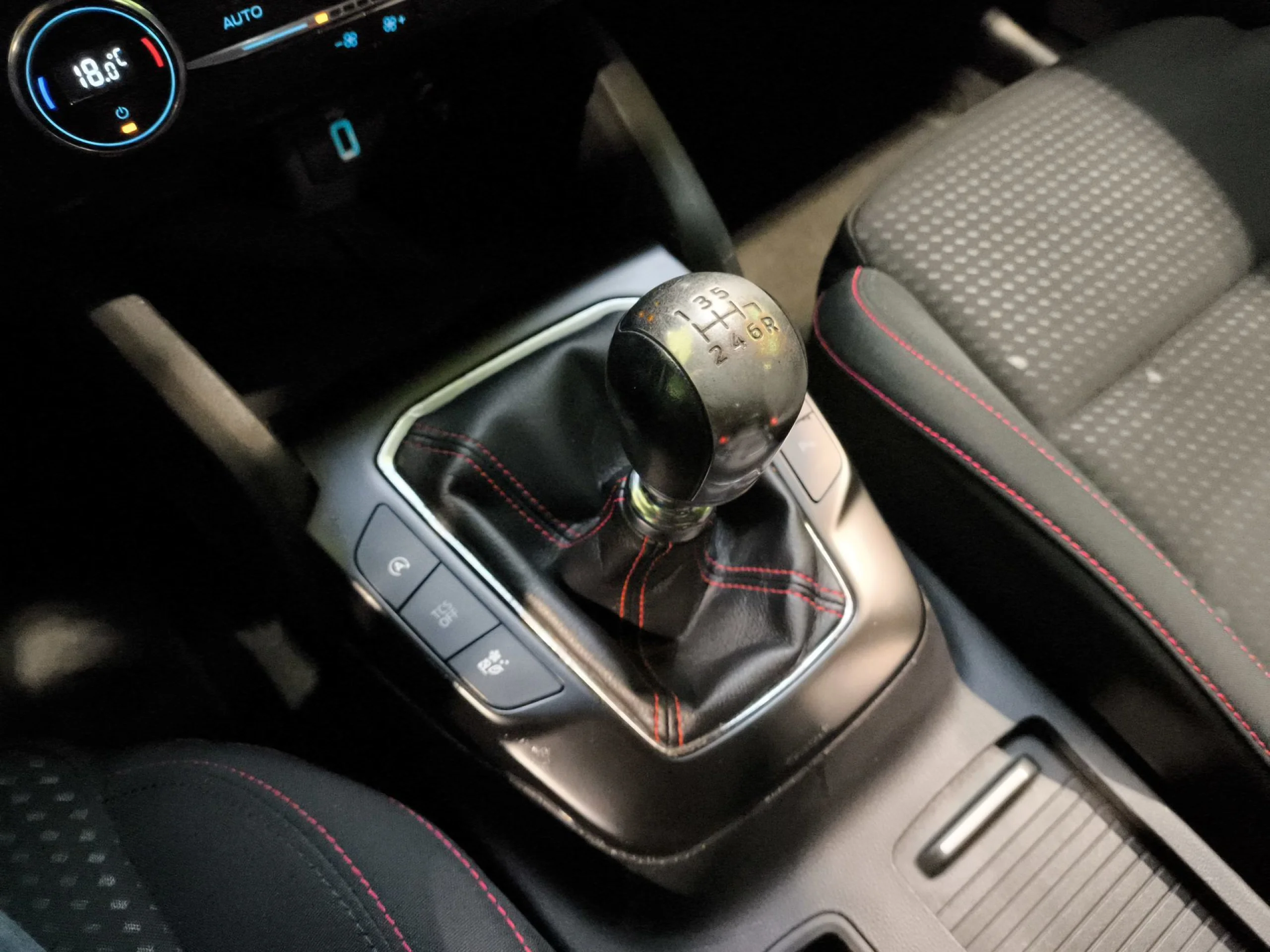 Ford Focus 1.0 Ecoboost ST-Line 92 kW (125 CV) - Foto 16