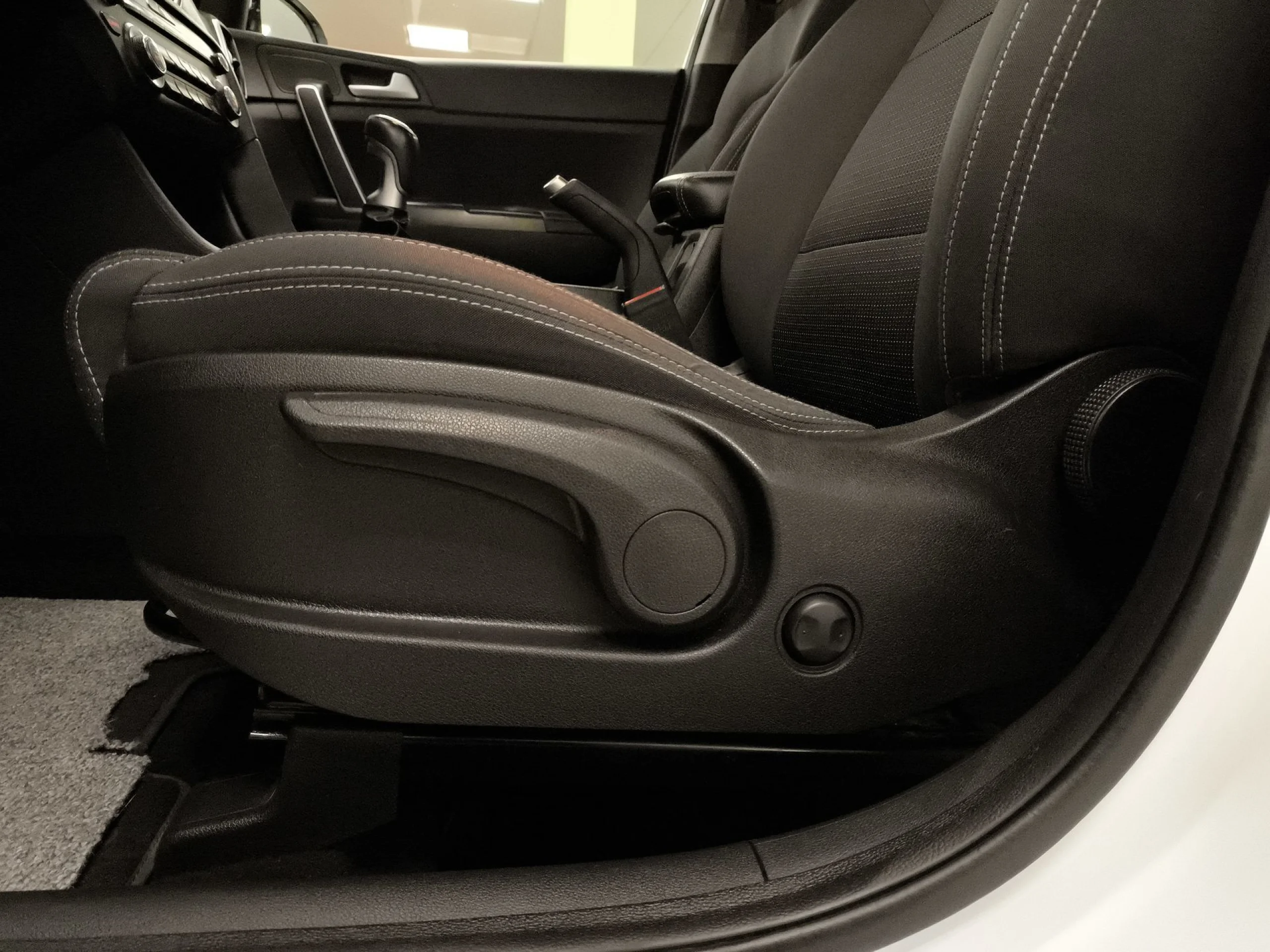 Kia Sportage 1.6 GDi x-Tech17 4x2 97 kW (132 CV) - Foto 9