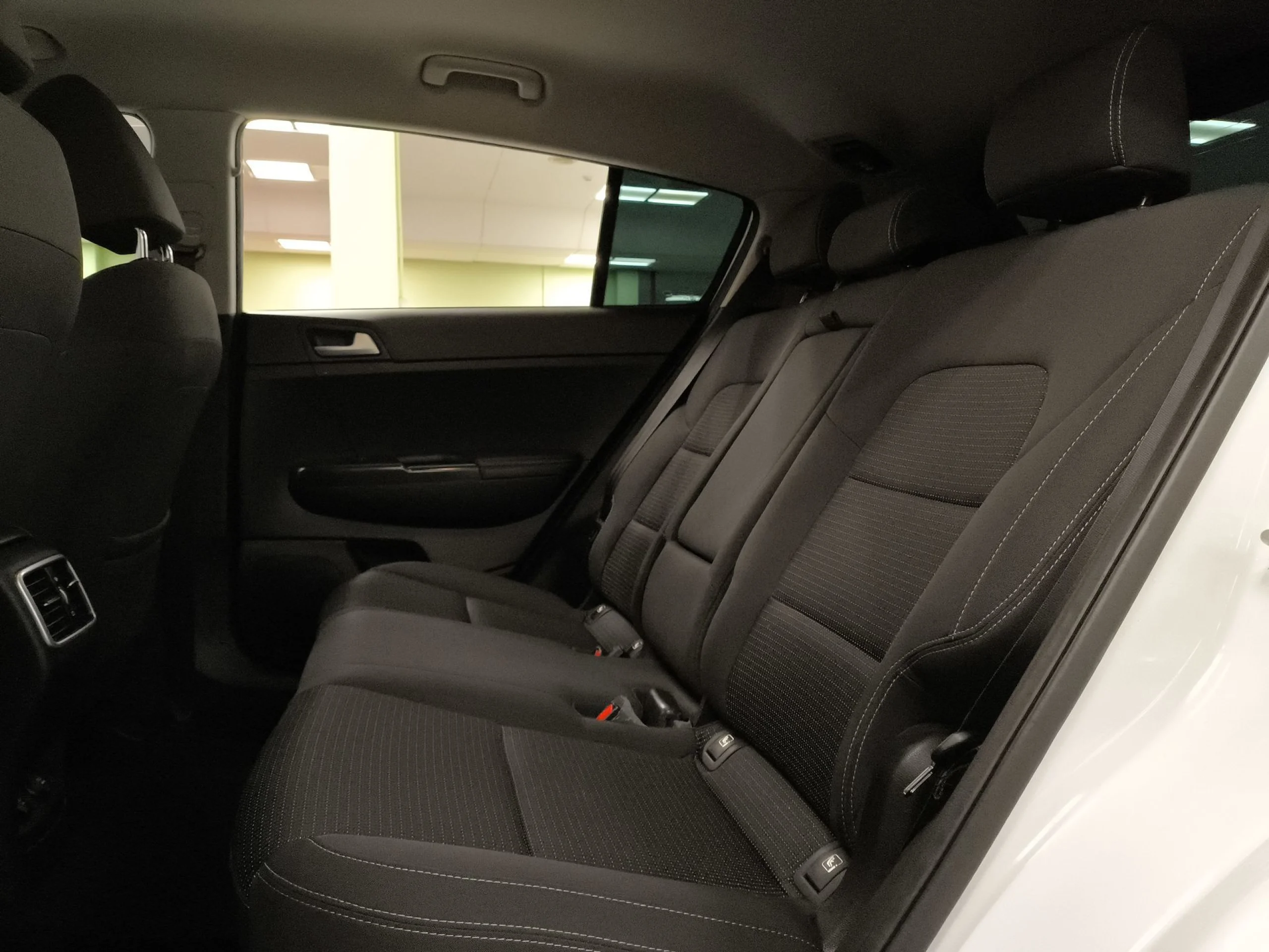 Kia Sportage 1.6 GDi x-Tech17 4x2 97 kW (132 CV) - Foto 22