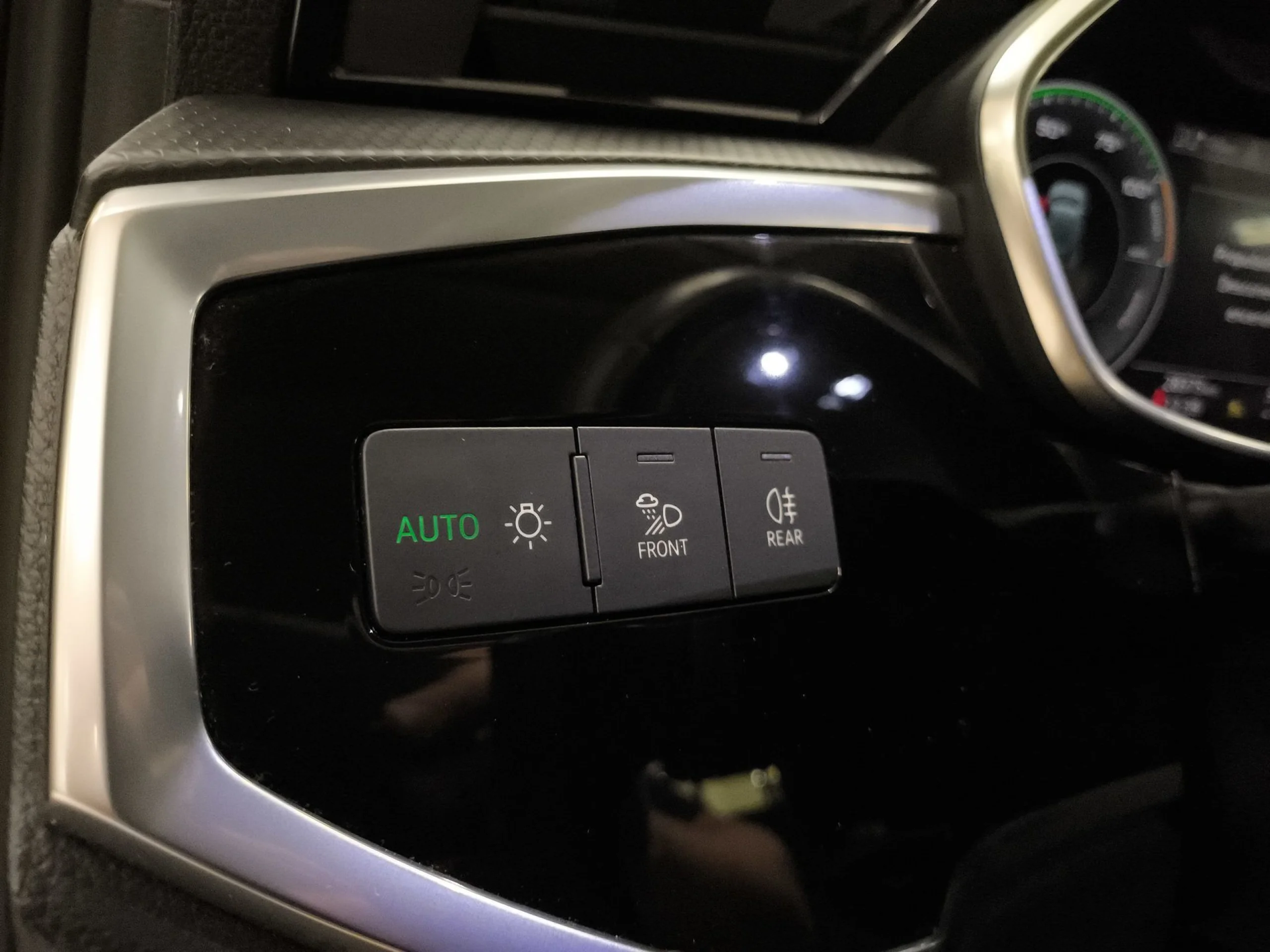 Audi Q3 Sportback TFSIe Advanced 45 TFSI e 180 kW (245 CV) S tronic - Foto 12