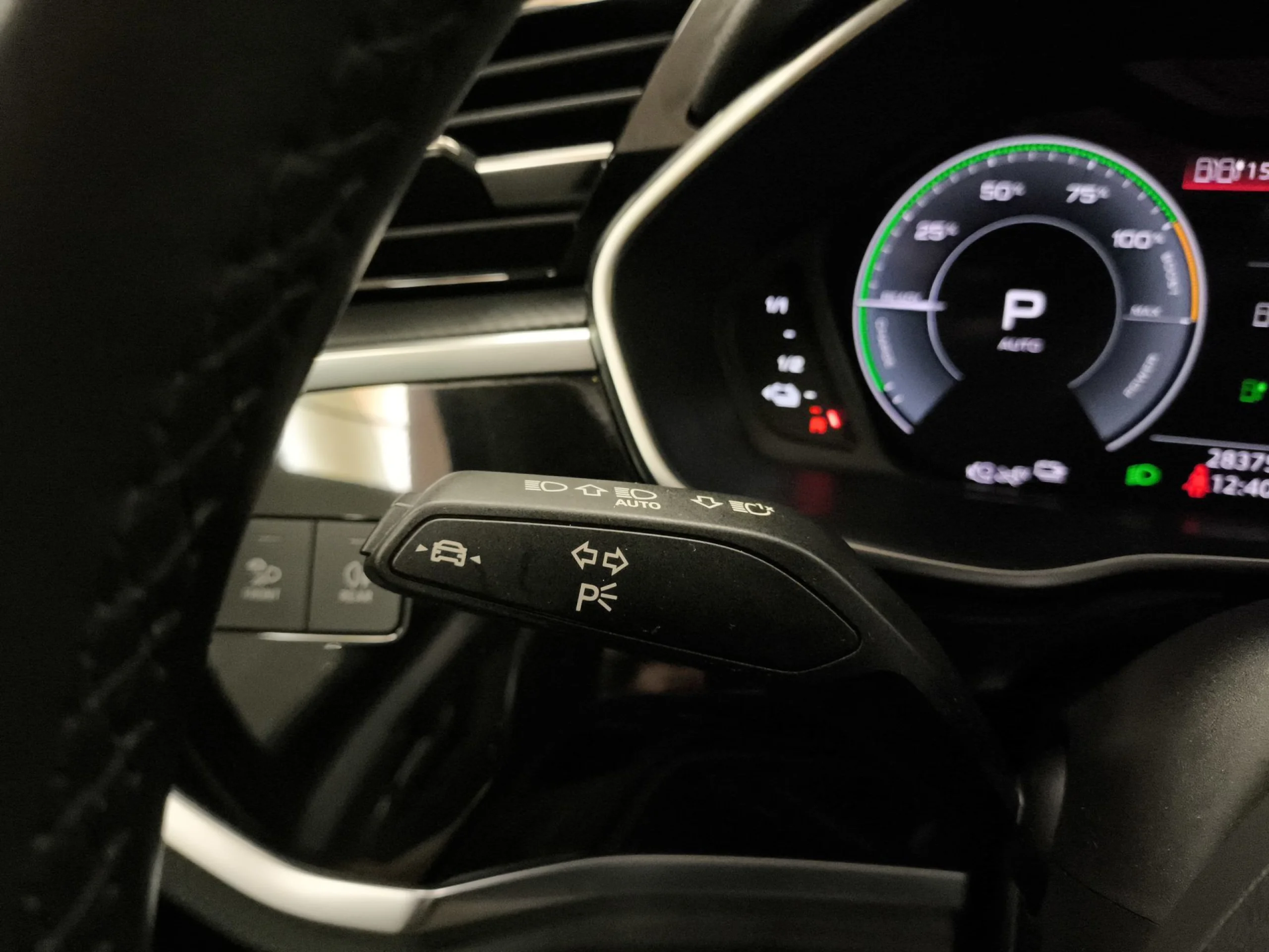 Audi Q3 Sportback TFSIe Advanced 45 TFSI e 180 kW (245 CV) S tronic - Foto 17