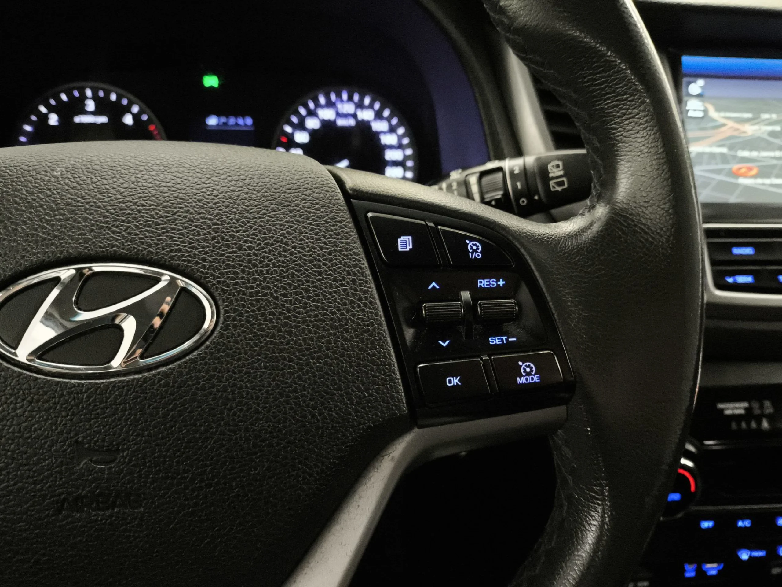 Hyundai Tucson 1.7 CRDI BlueDrive Link Sky 4x2  85 kW (115 CV) - Foto 15