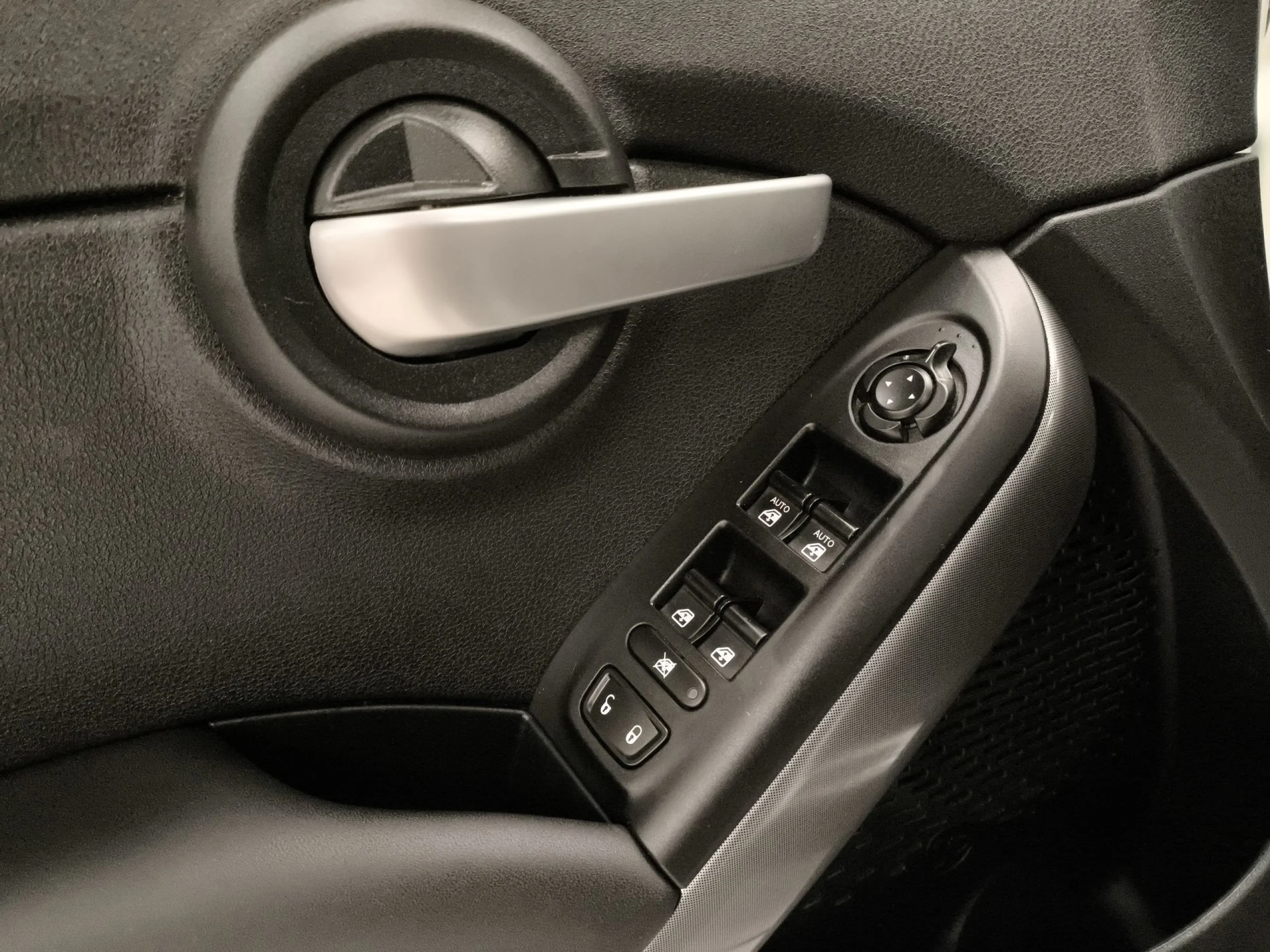 Fiat 500X 1.6 E-Torq SANDS Urban 4x2  81 kW (110 CV) - Foto 10