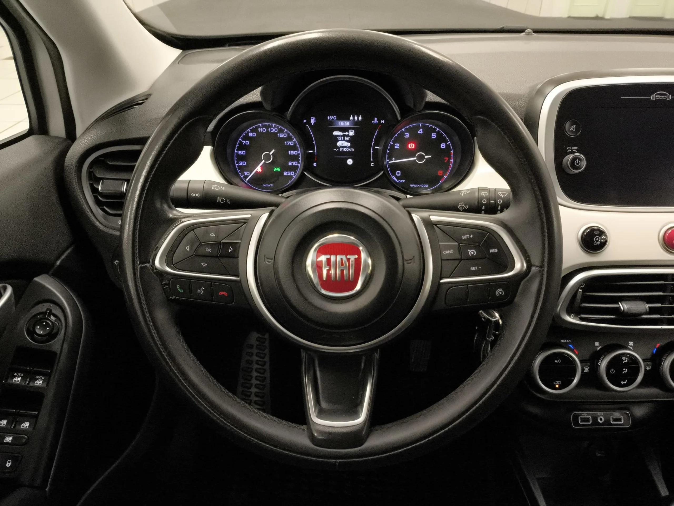 Fiat 500X 1.6 E-Torq SANDS Urban 4x2  81 kW (110 CV) - Foto 11