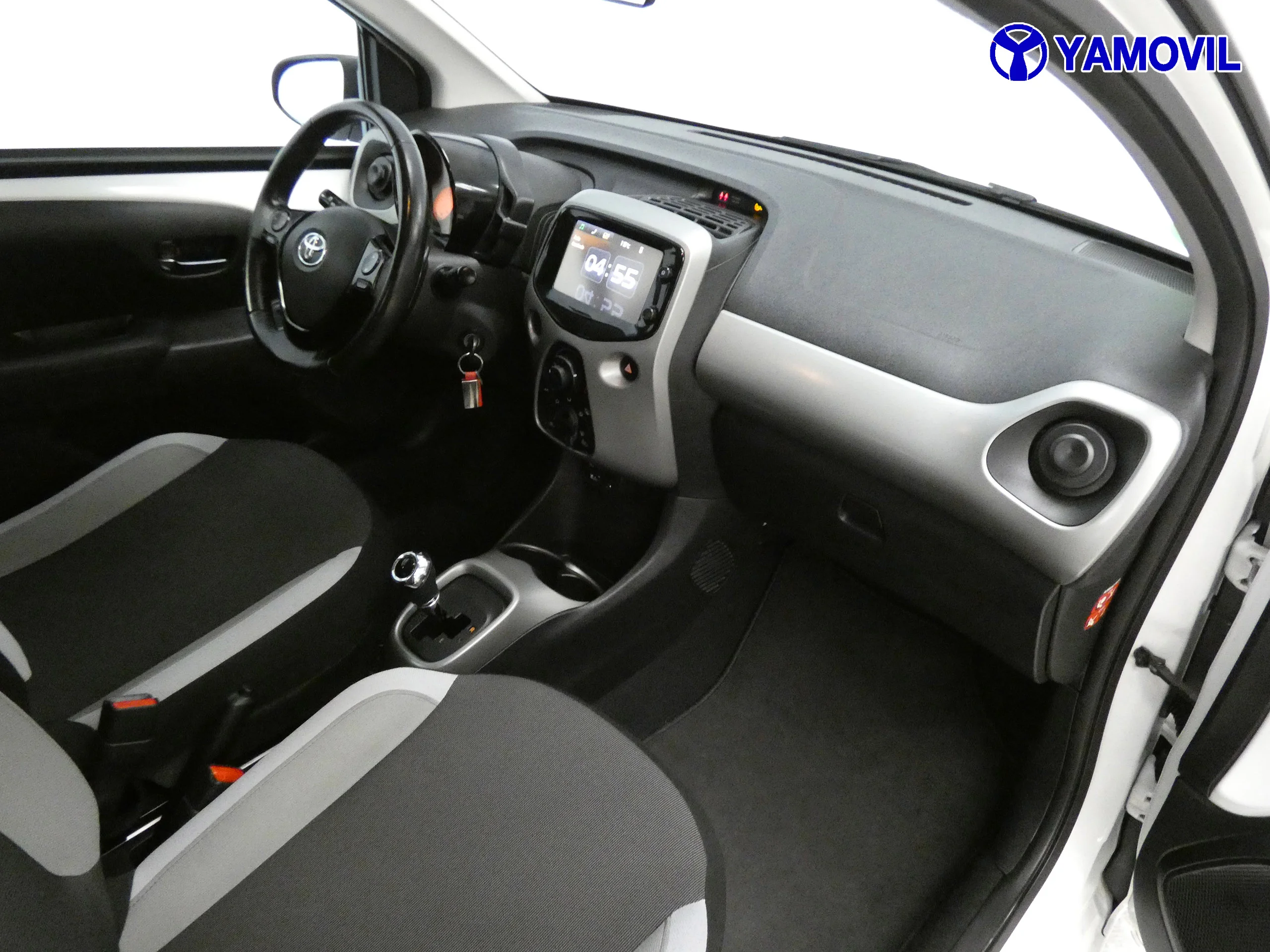 Toyota Aygo 1.0 XPLAY - Foto 14