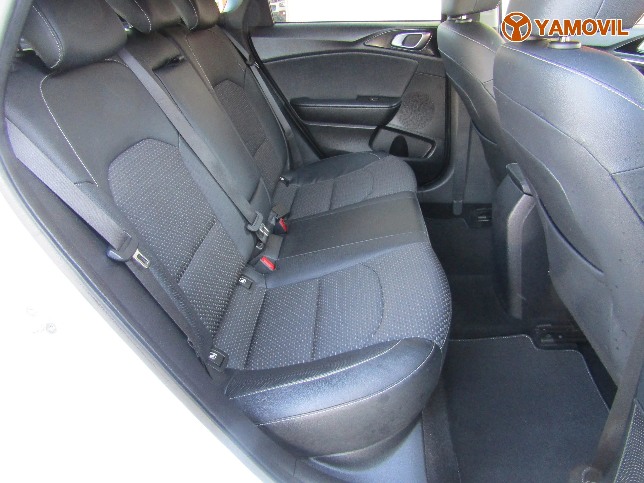 Kia Ceed 1.6 CRDI TECH - Foto 14