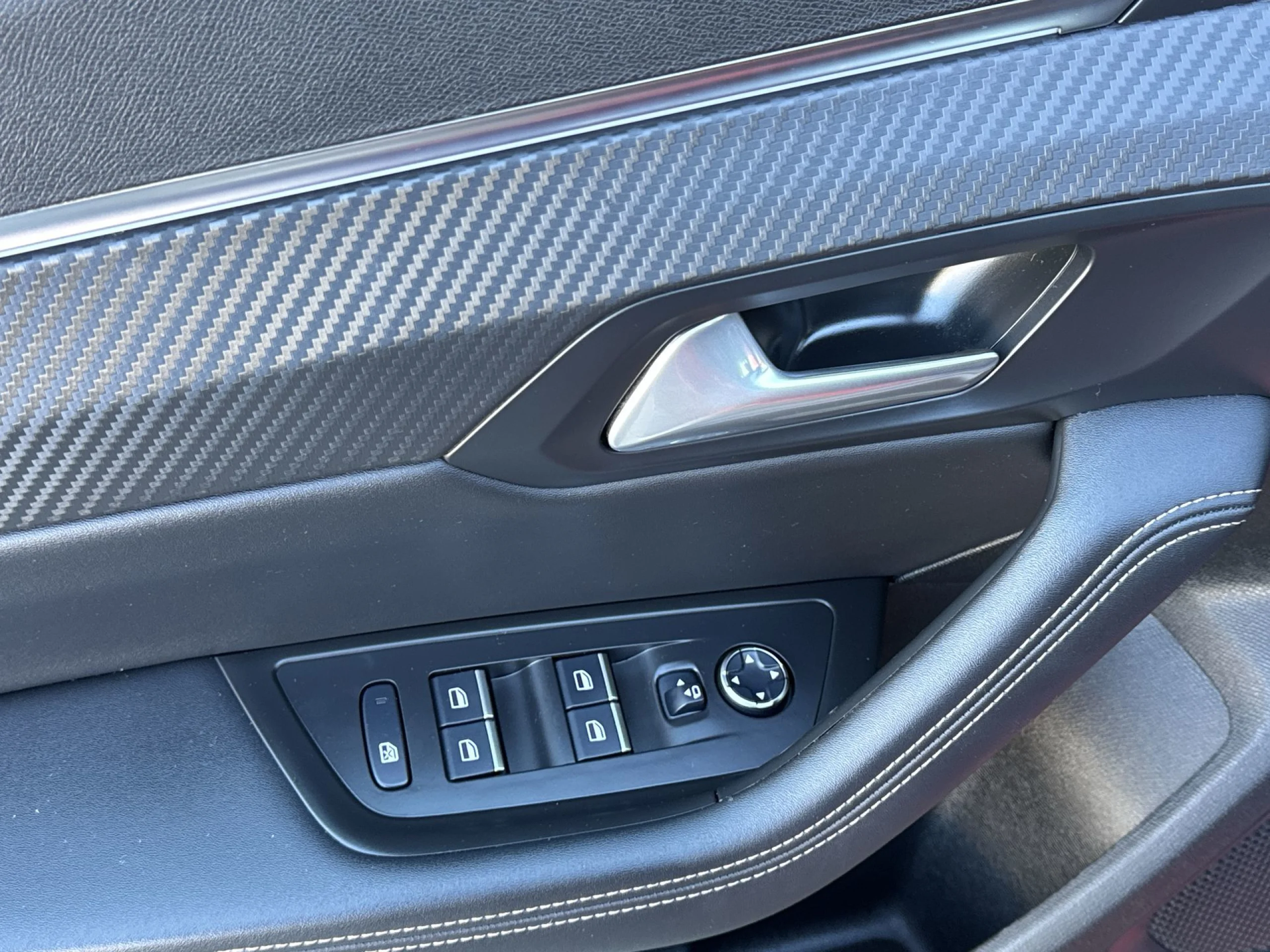 Peugeot 508 sw Hybrid 225 GT Line e-EAT8 165 kW (225 CV) - Foto 10