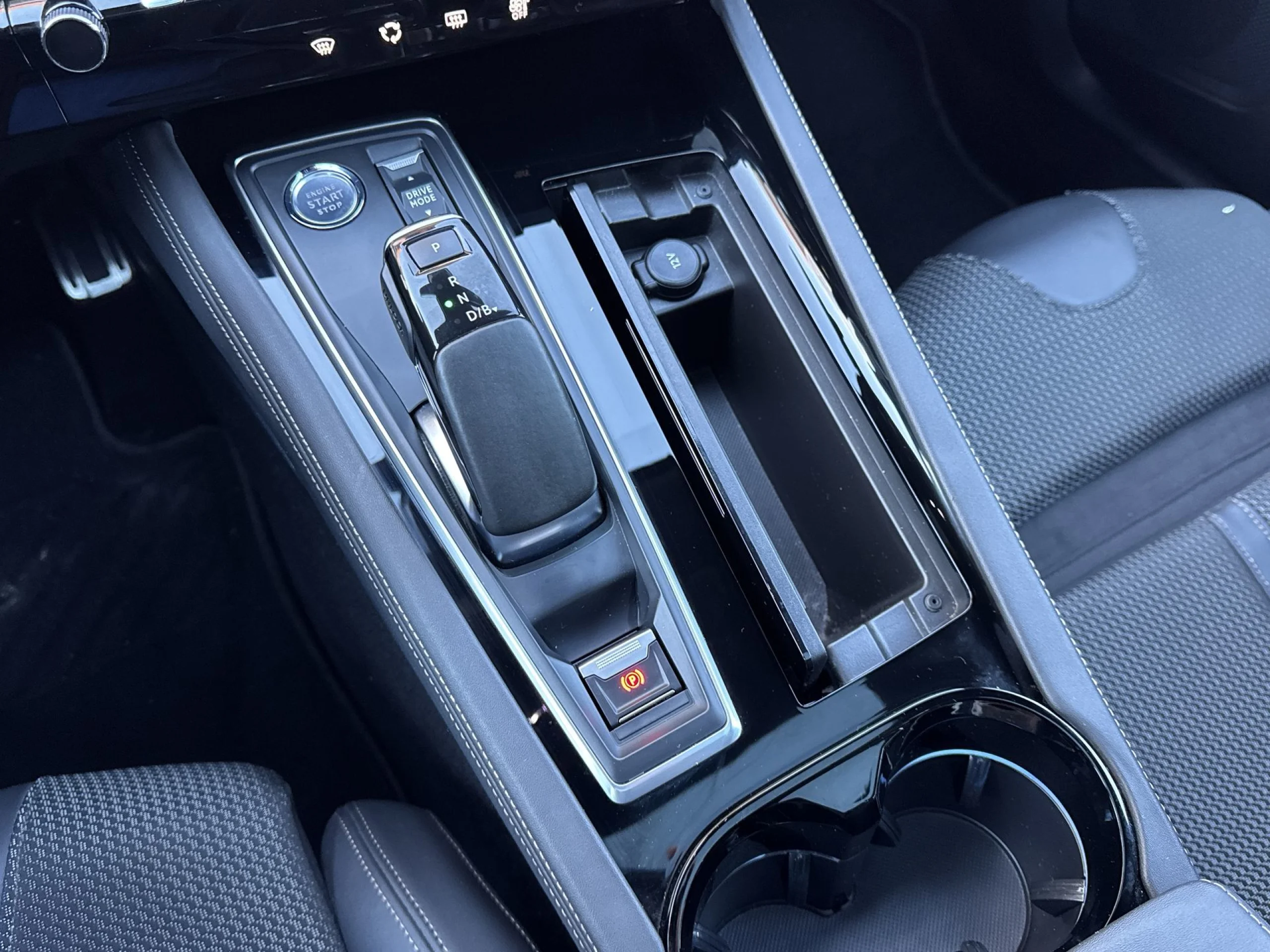 Peugeot 508 sw Hybrid 225 GT Line e-EAT8 165 kW (225 CV) - Foto 20