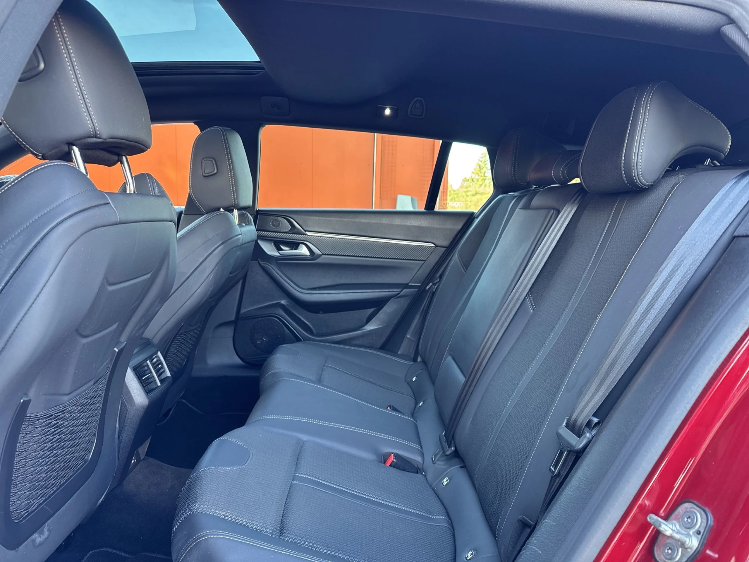 Peugeot 508 sw Hybrid 225 GT Line e-EAT8 165 kW (225 CV) - Foto 23