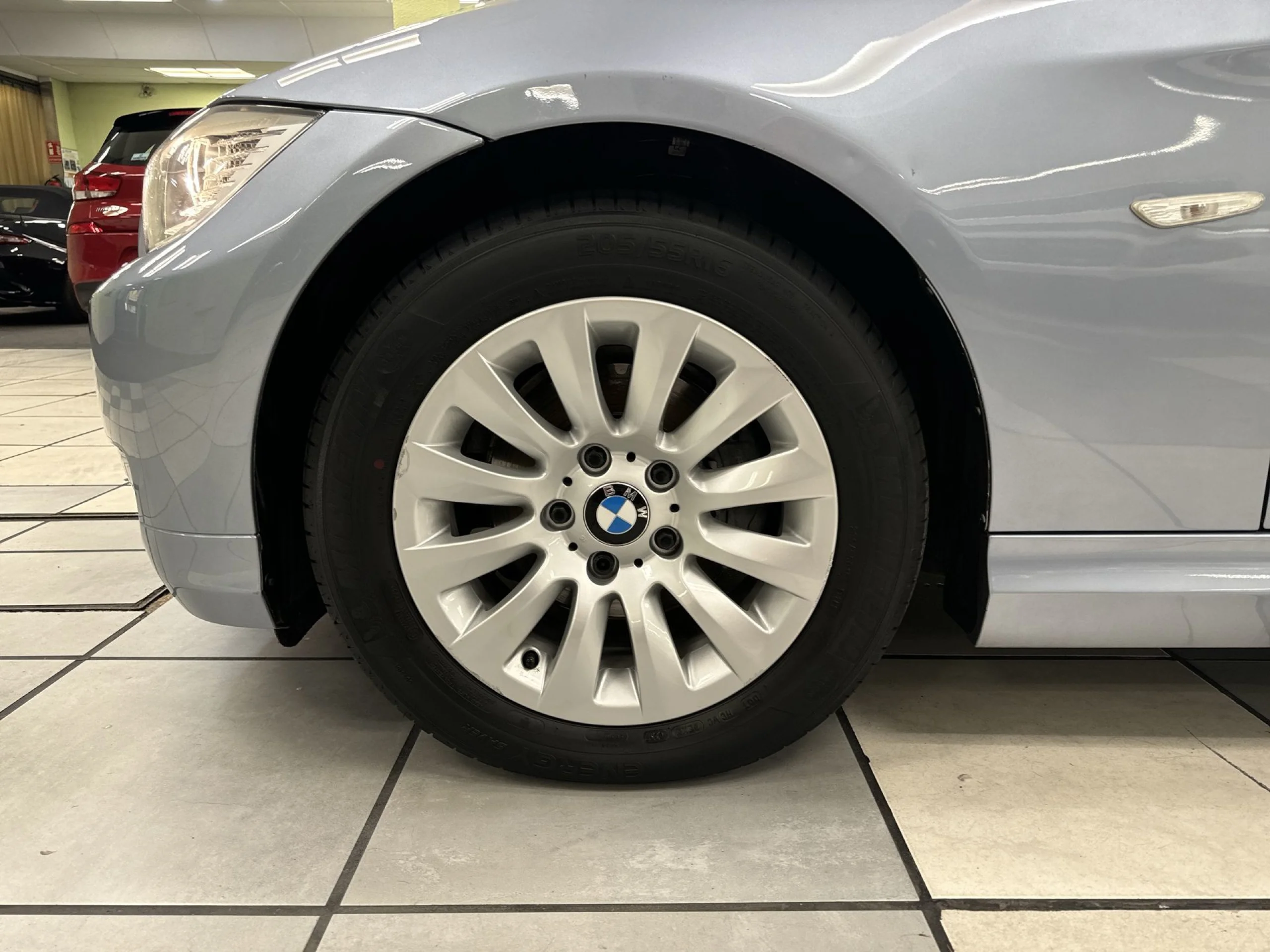 BMW Serie 3 318i 105 kW (143 CV) - Foto 7