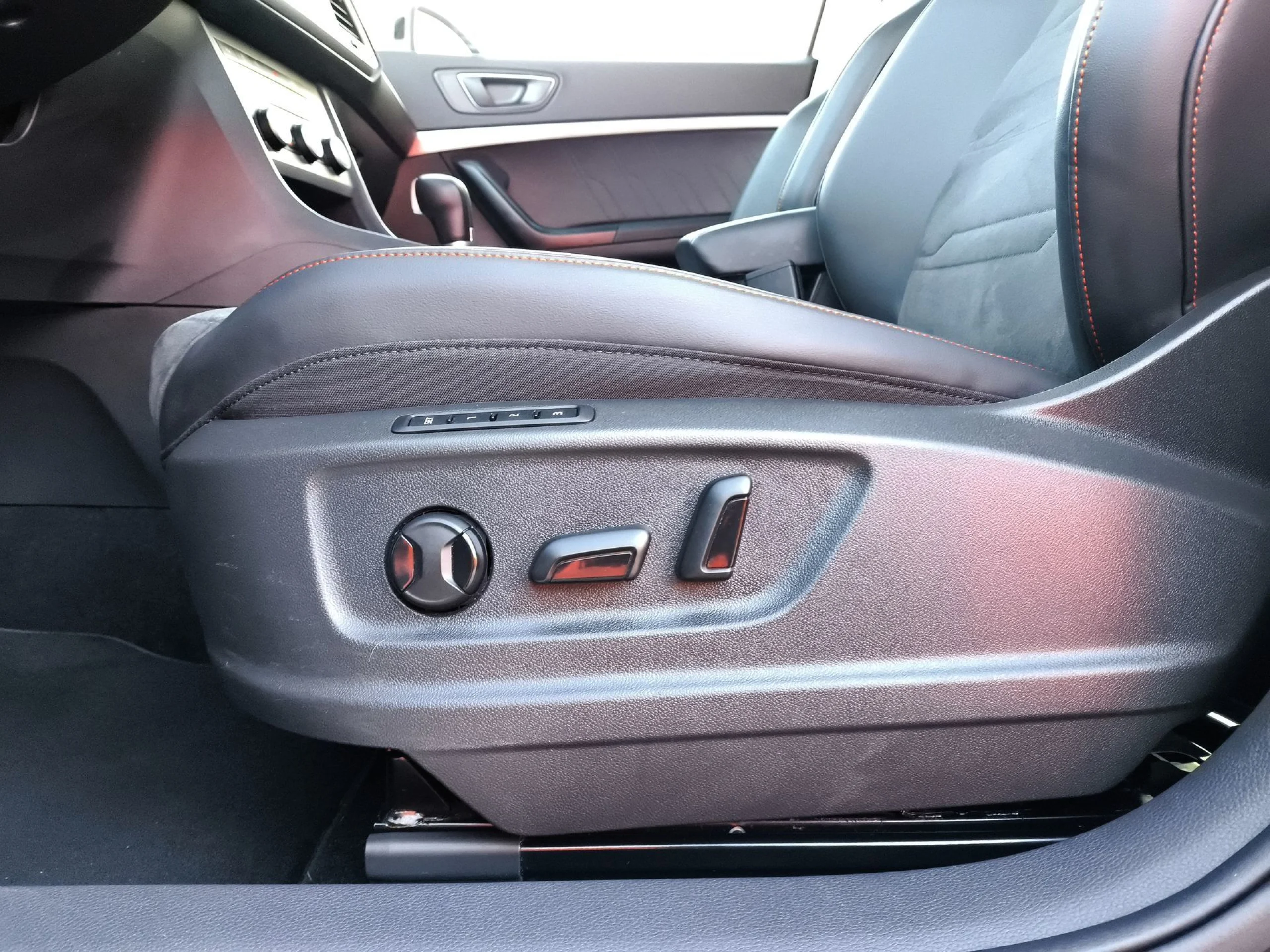 Seat Ateca 1.5 TSI SANDS FR XL DSG 110 kW (150 CV) - Foto 9