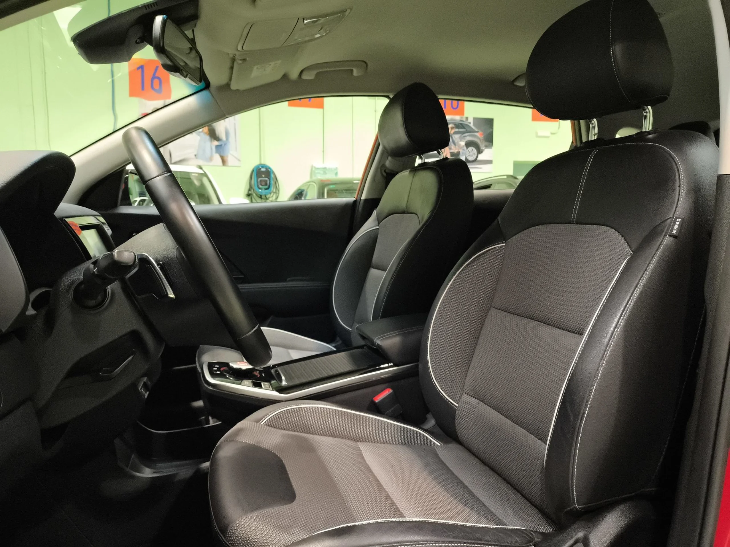 Kia Niro e-Niro Drive 100 kW (136 CV) - Foto 8